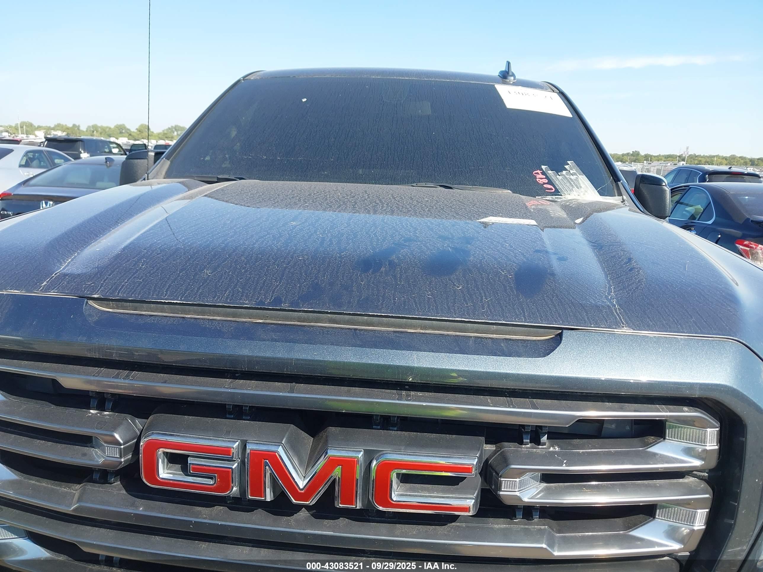 GMC SIERRA image 6