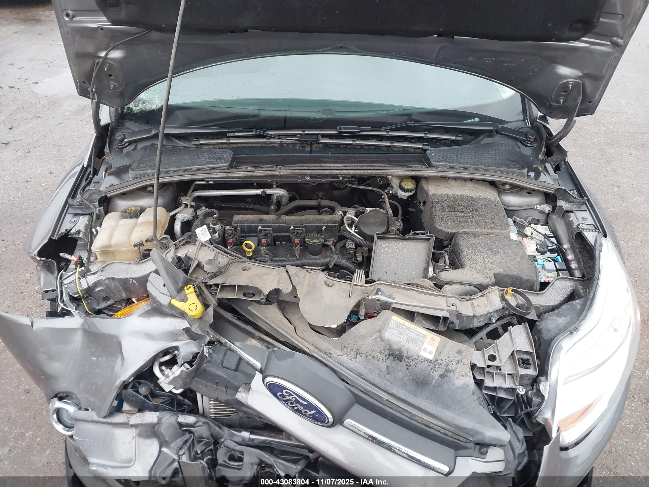 FORD FOCUS image 10
