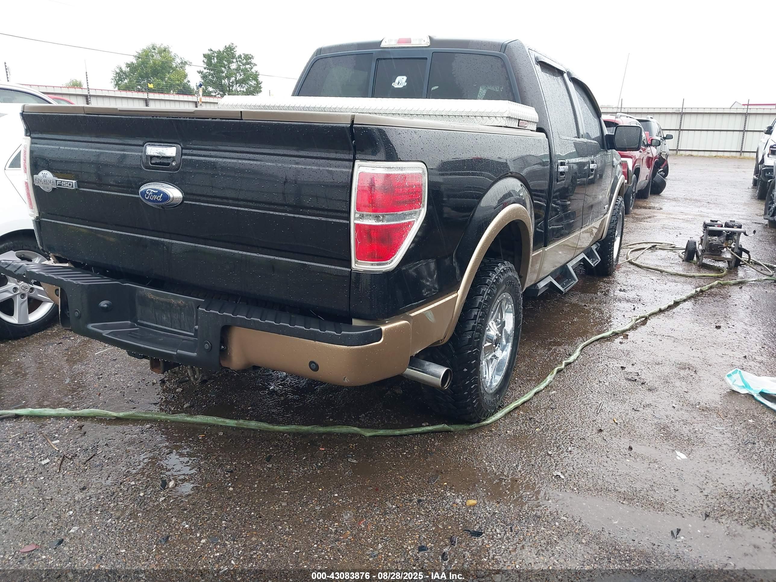 FORD F-150 image 4