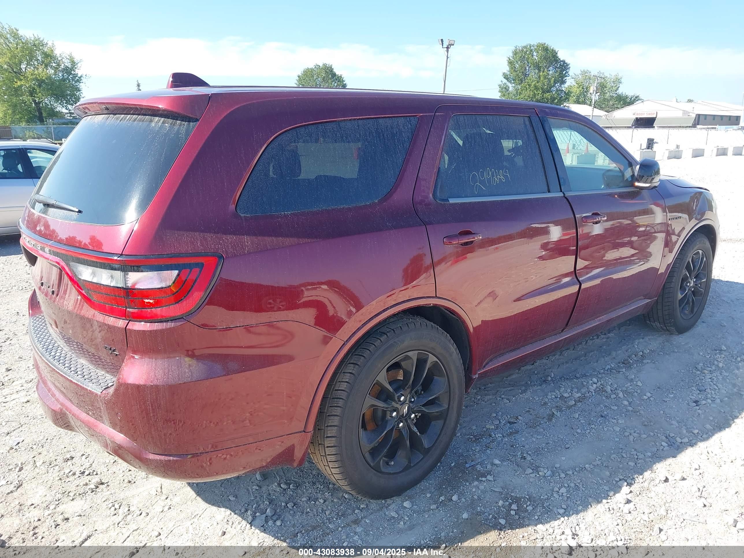 DODGE DURANGO image 4