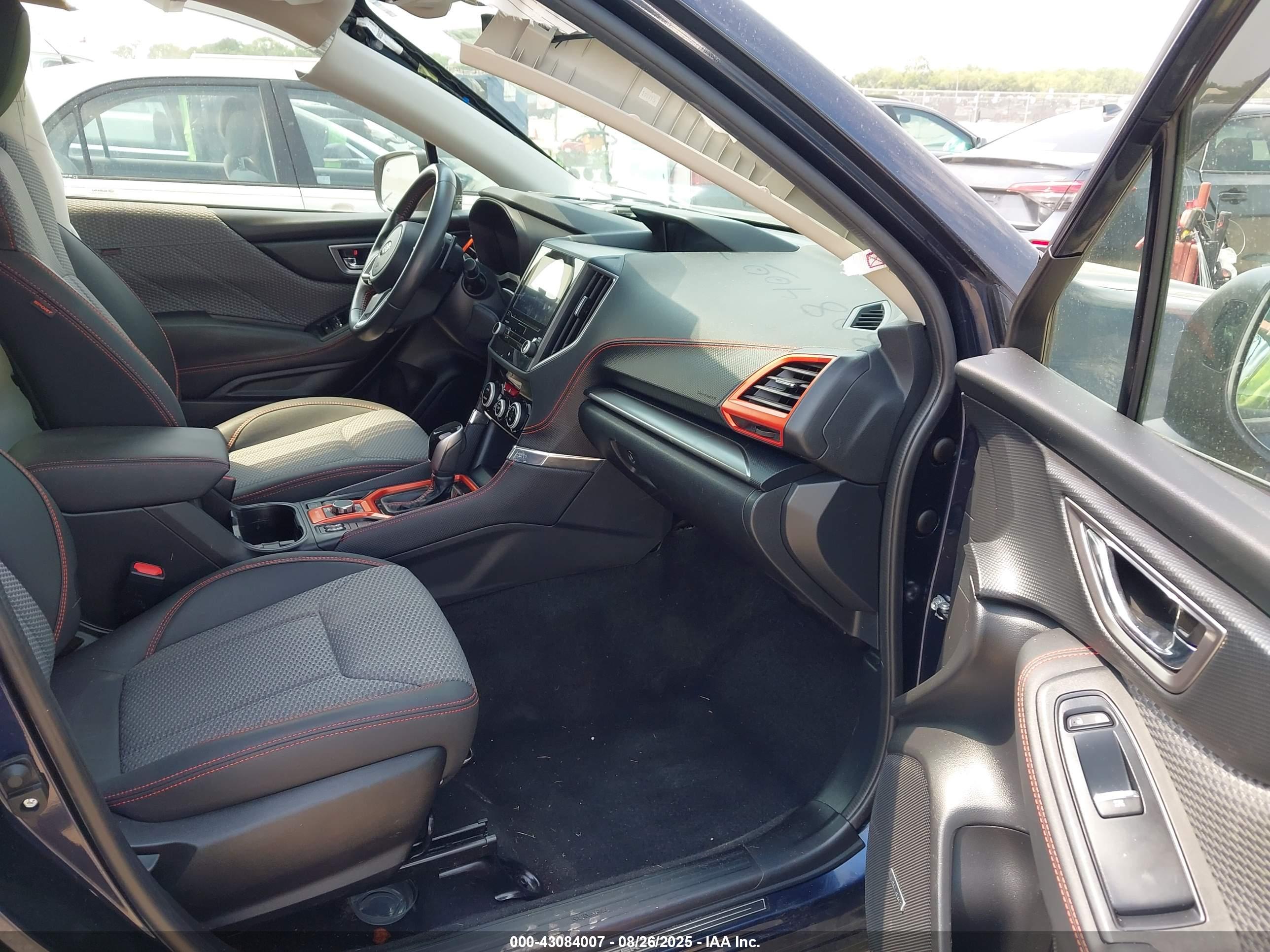 SUBARU FORESTER image 5