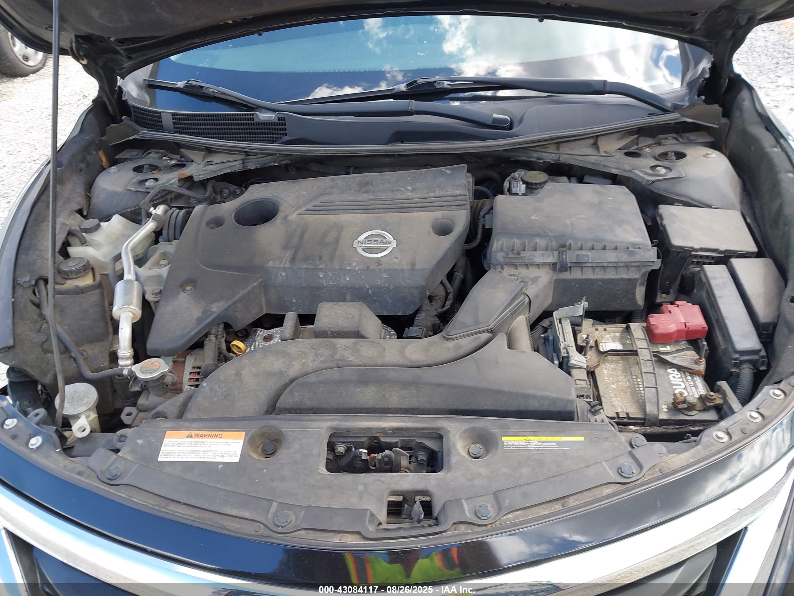 NISSAN ALTIMA image 10