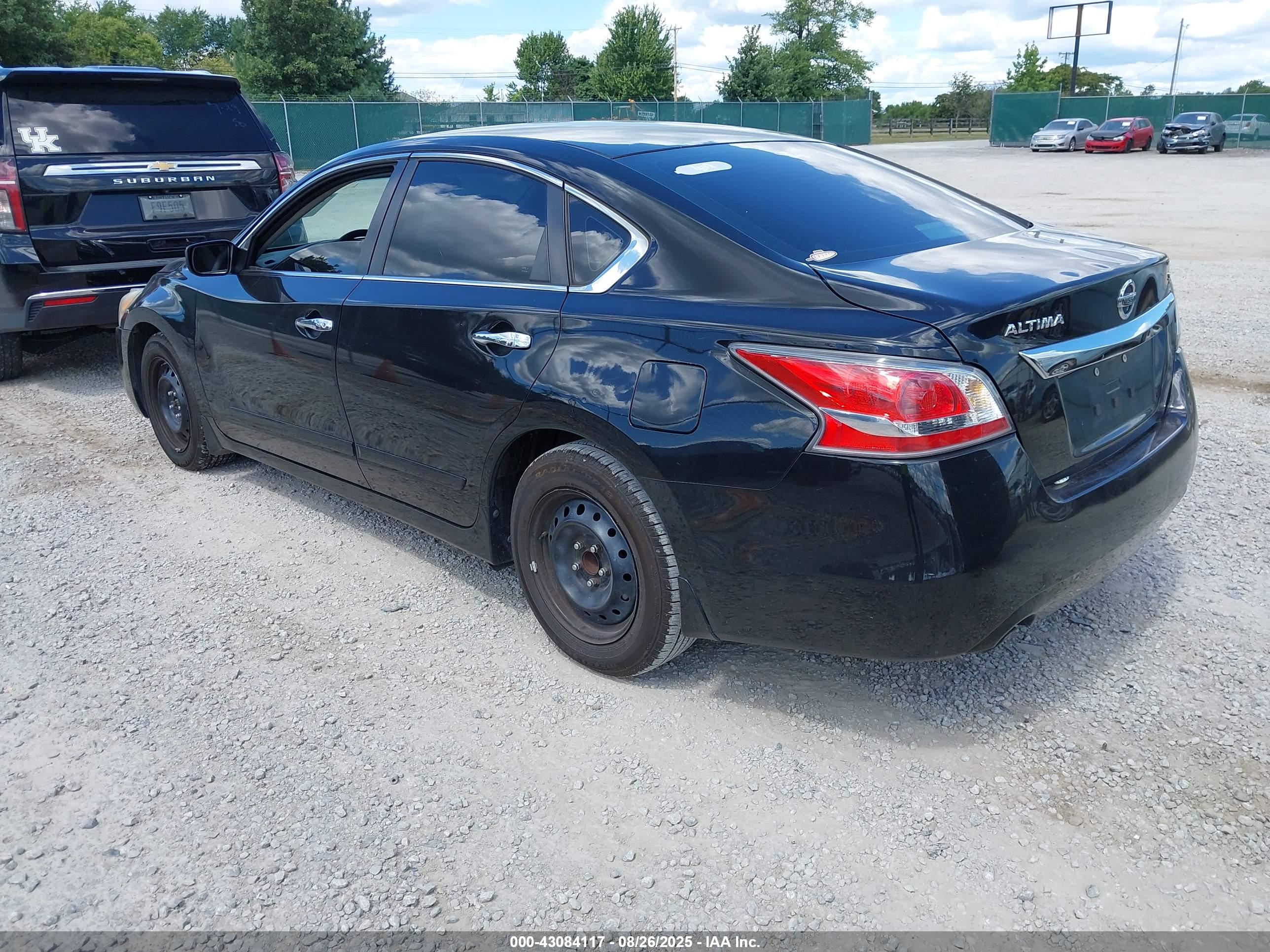 NISSAN ALTIMA image 3