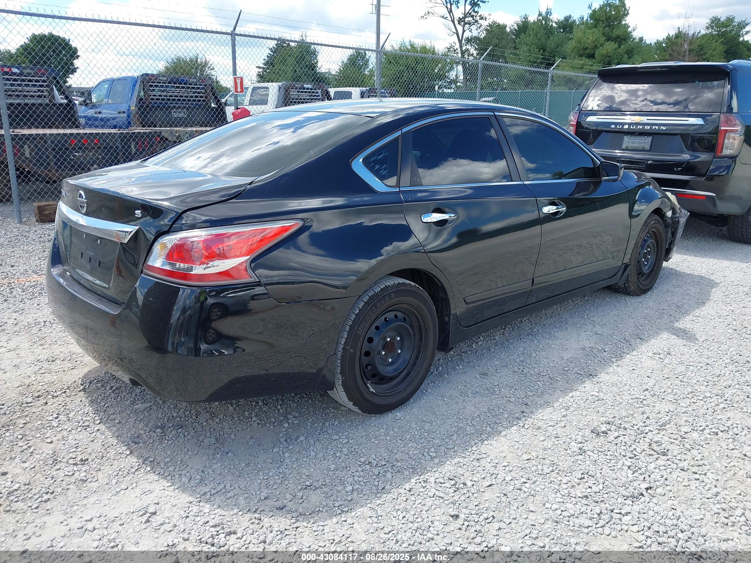 NISSAN ALTIMA image 4