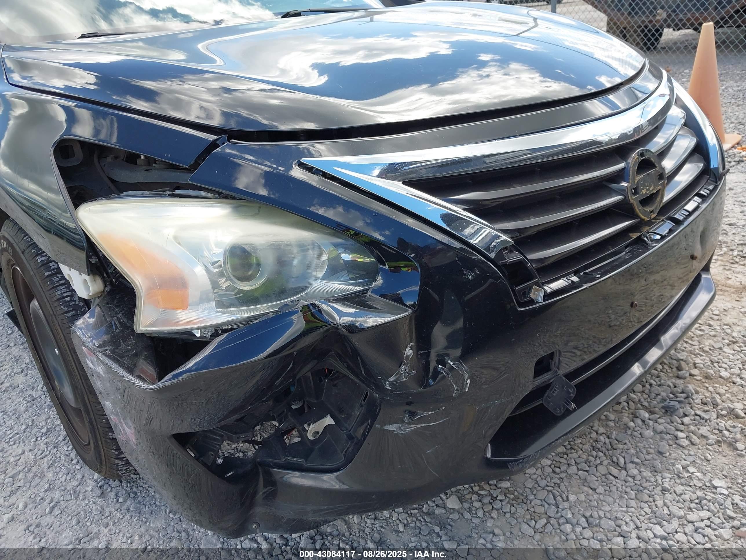 NISSAN ALTIMA image 6
