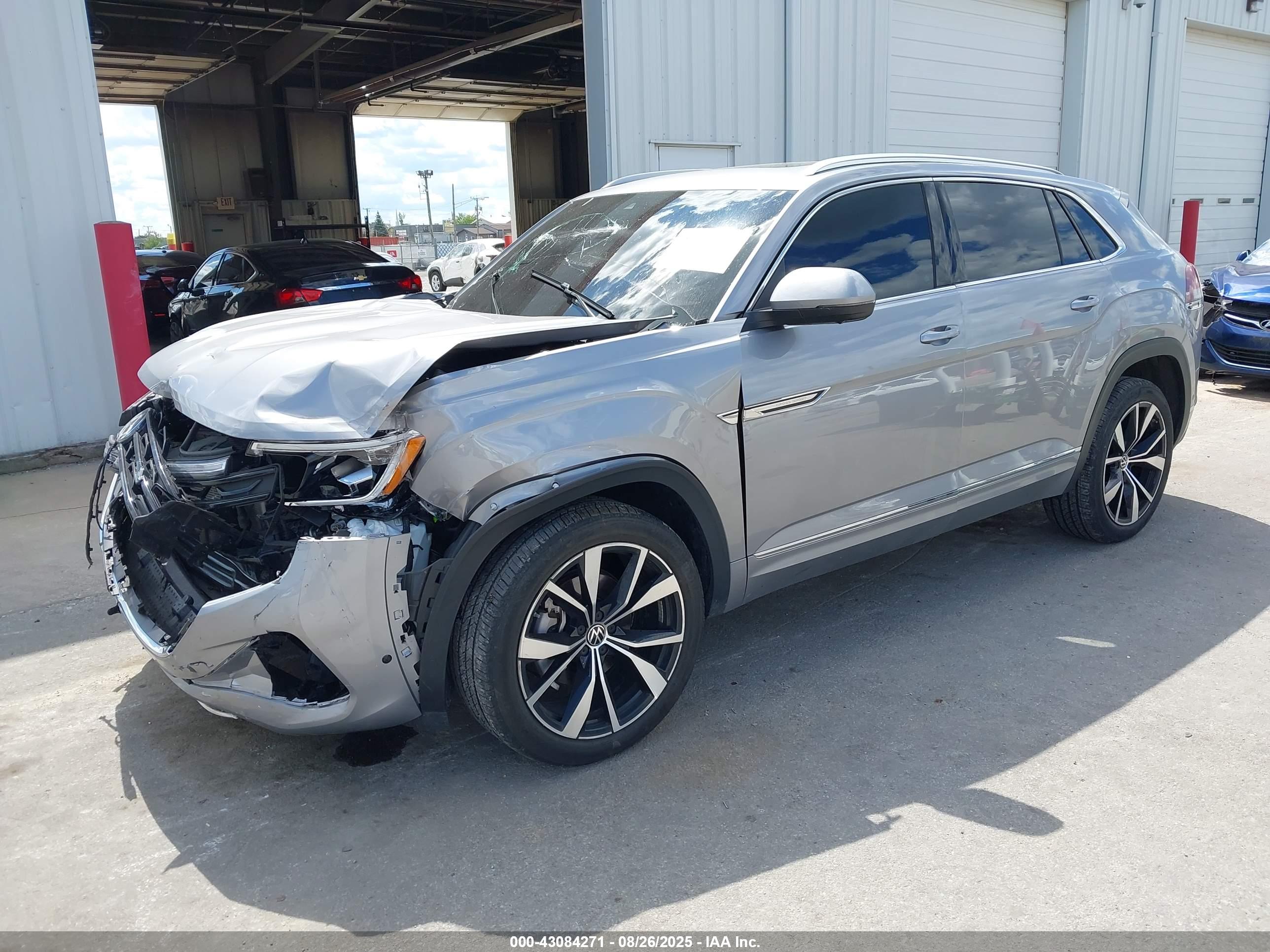 VOLKSWAGEN ATLAS image 2