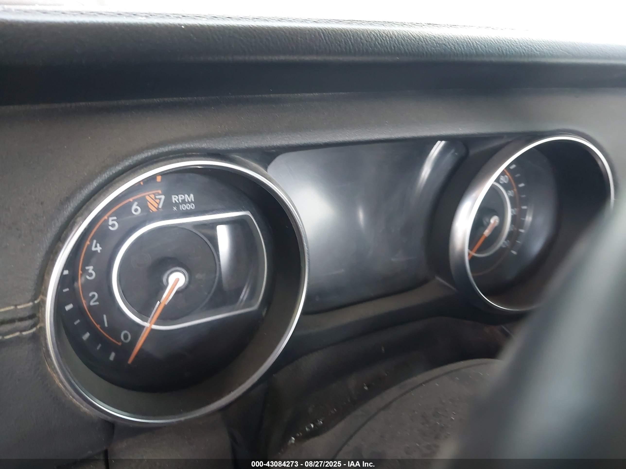 JEEP WRANGLER image 7