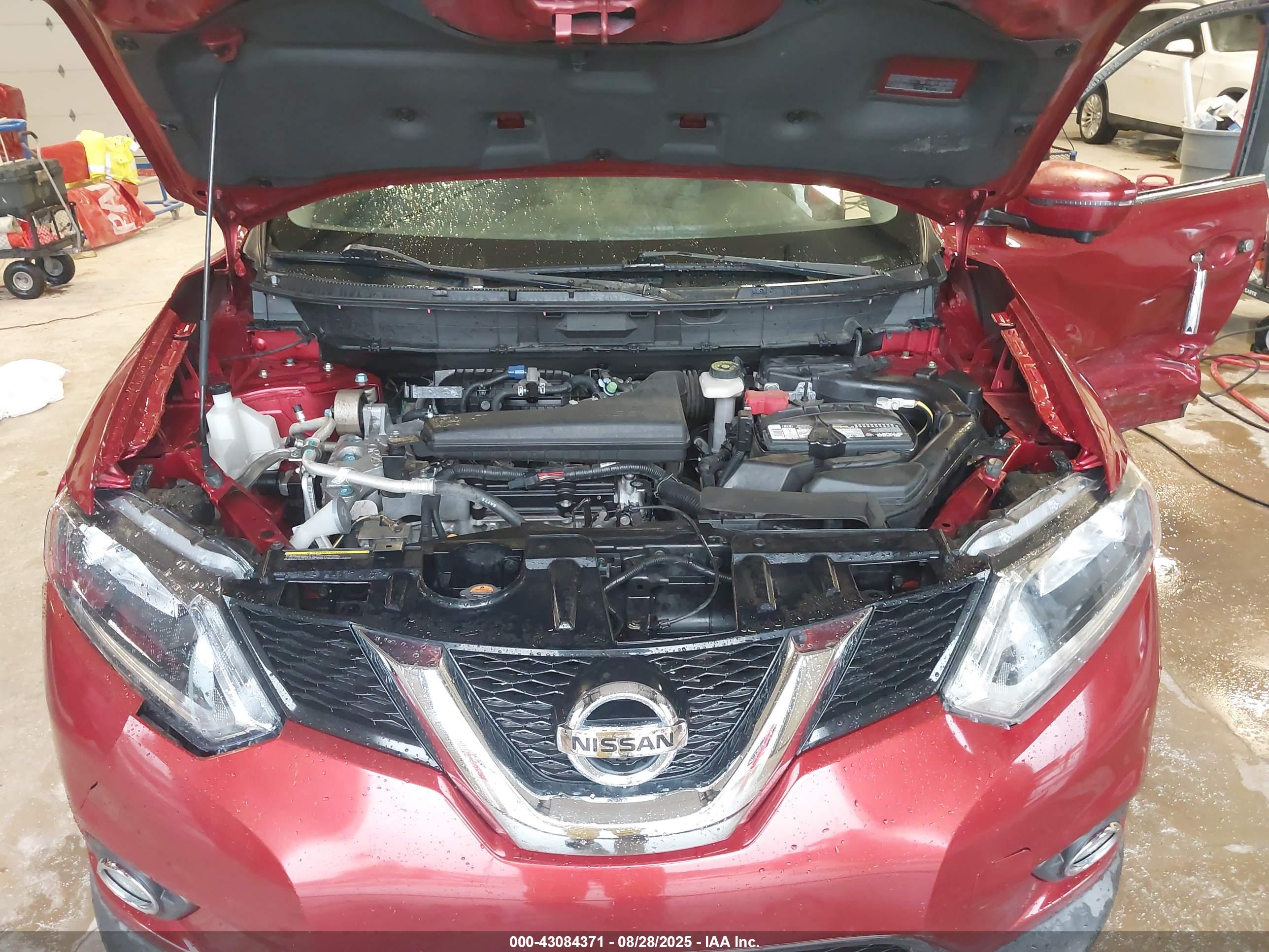NISSAN ROGUE image 10