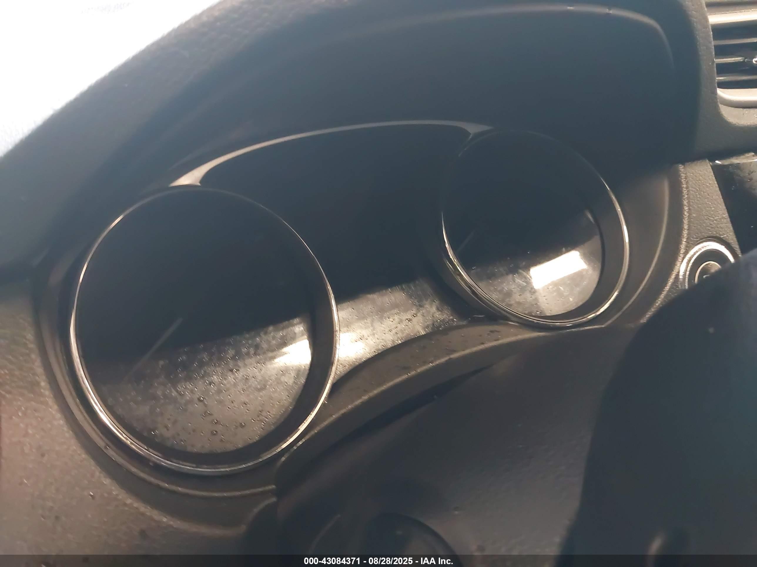 NISSAN ROGUE image 7