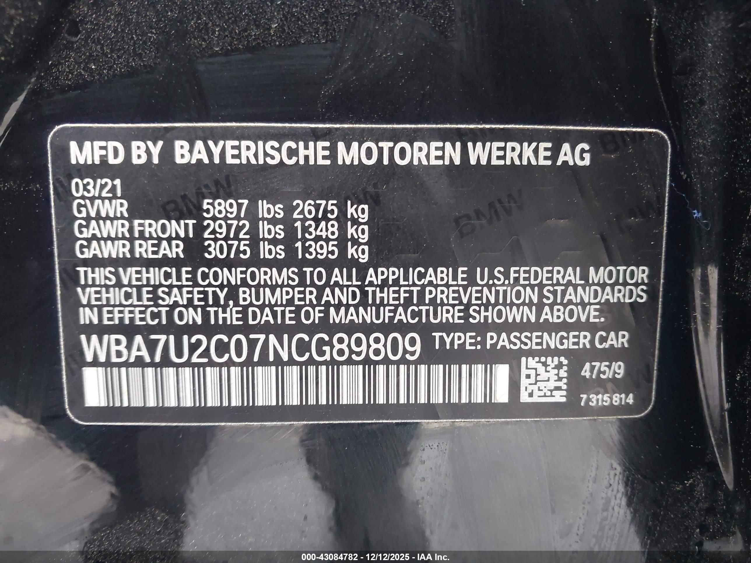 BMW 750 image 9