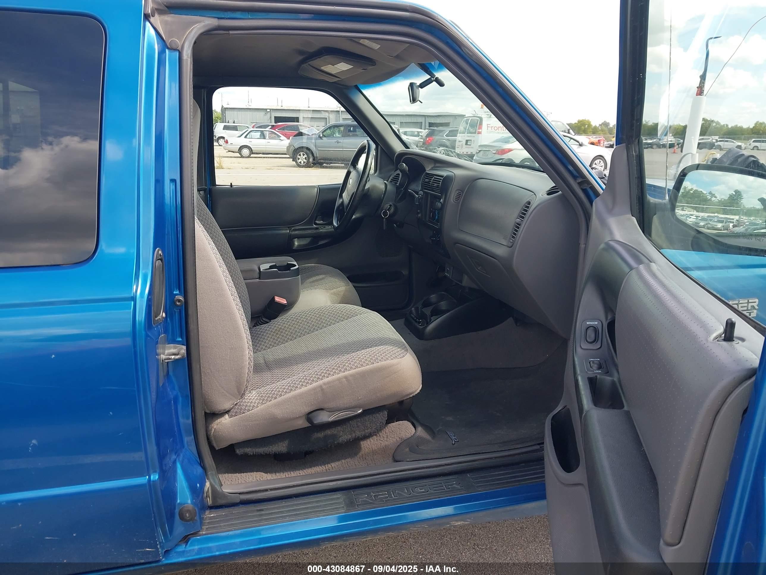 FORD RANGER image 5