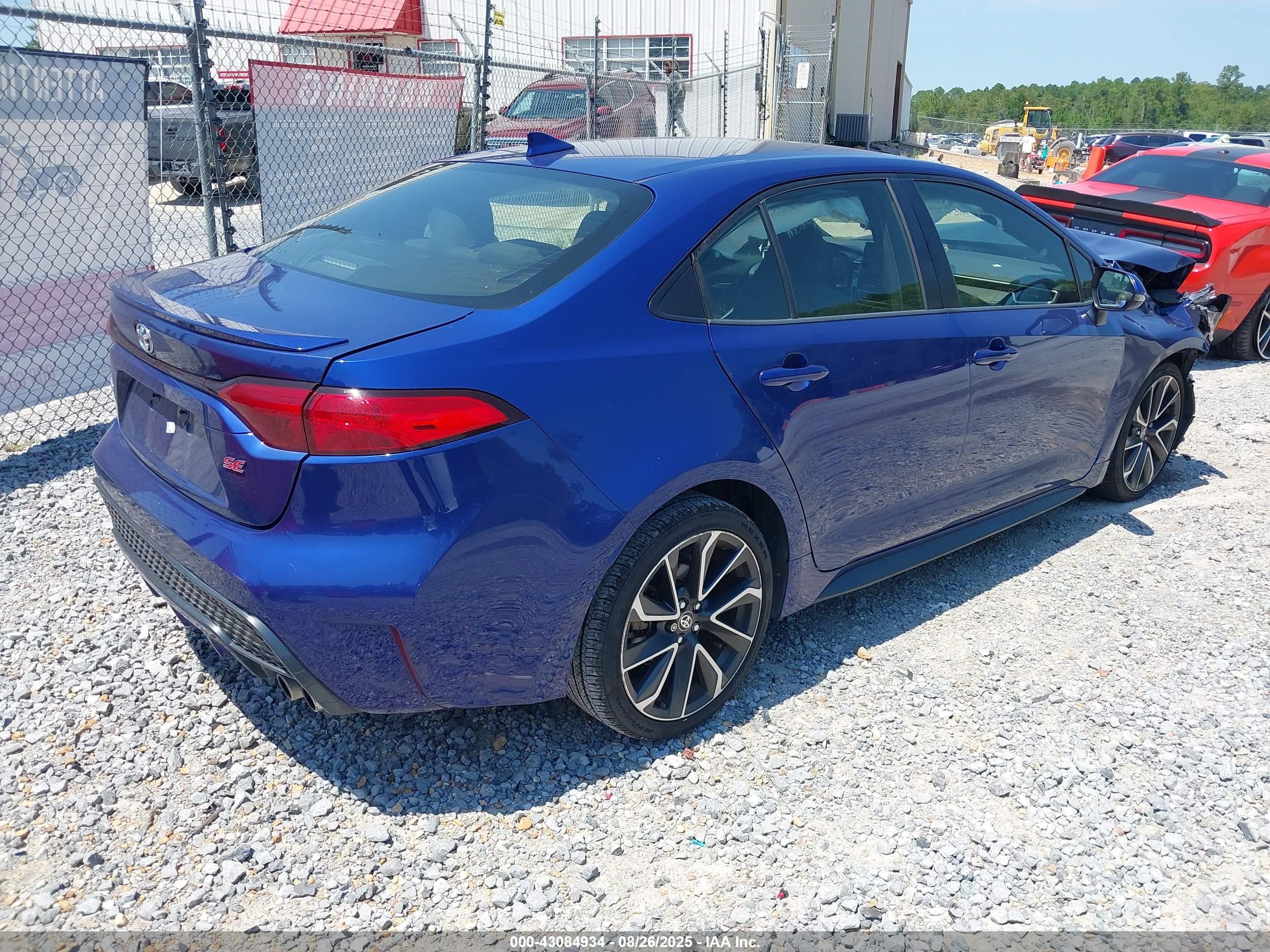 TOYOTA COROLLA image 4