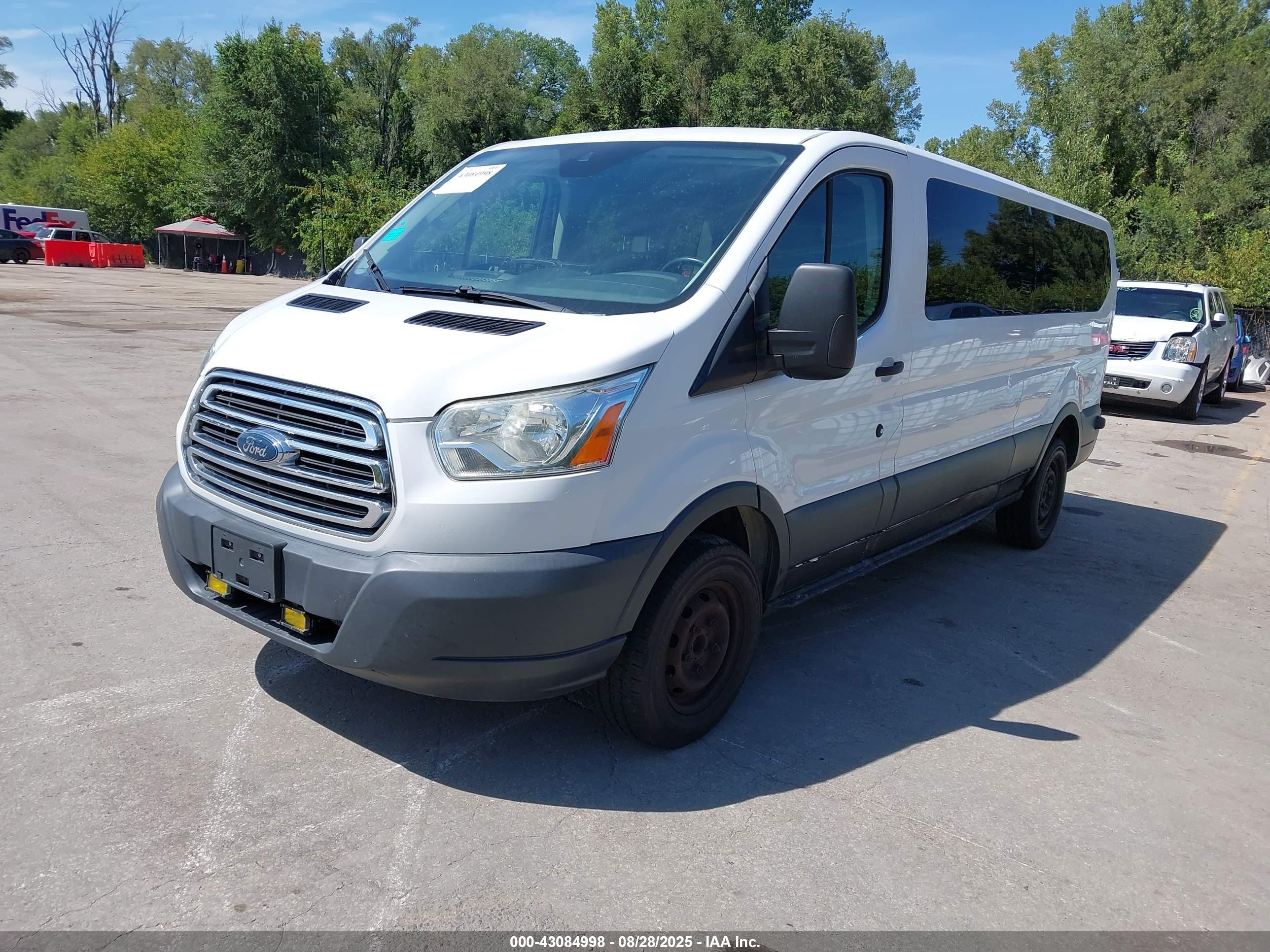 FORD TRANSIT-350 image 2