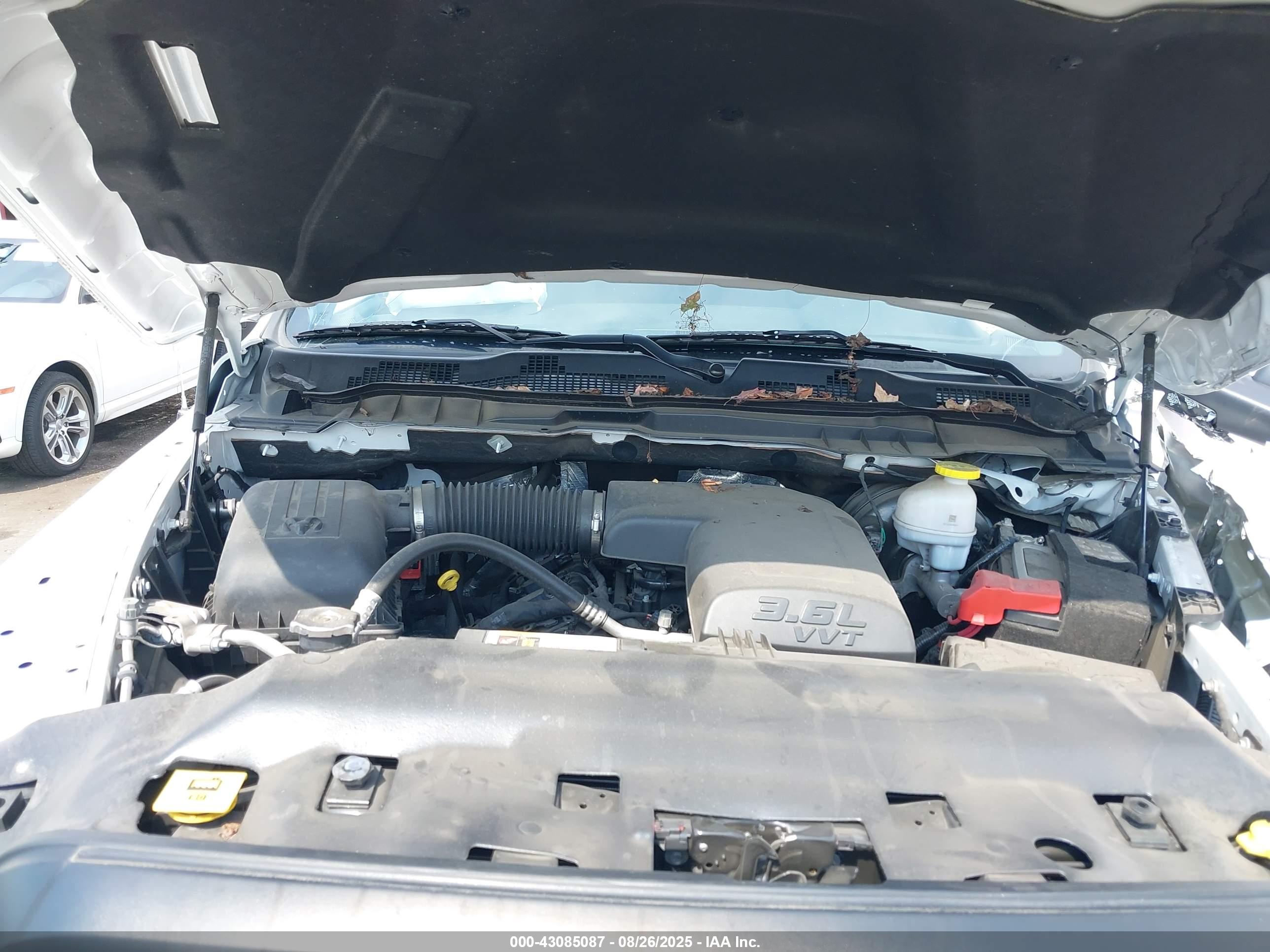 RAM 1500 image 10