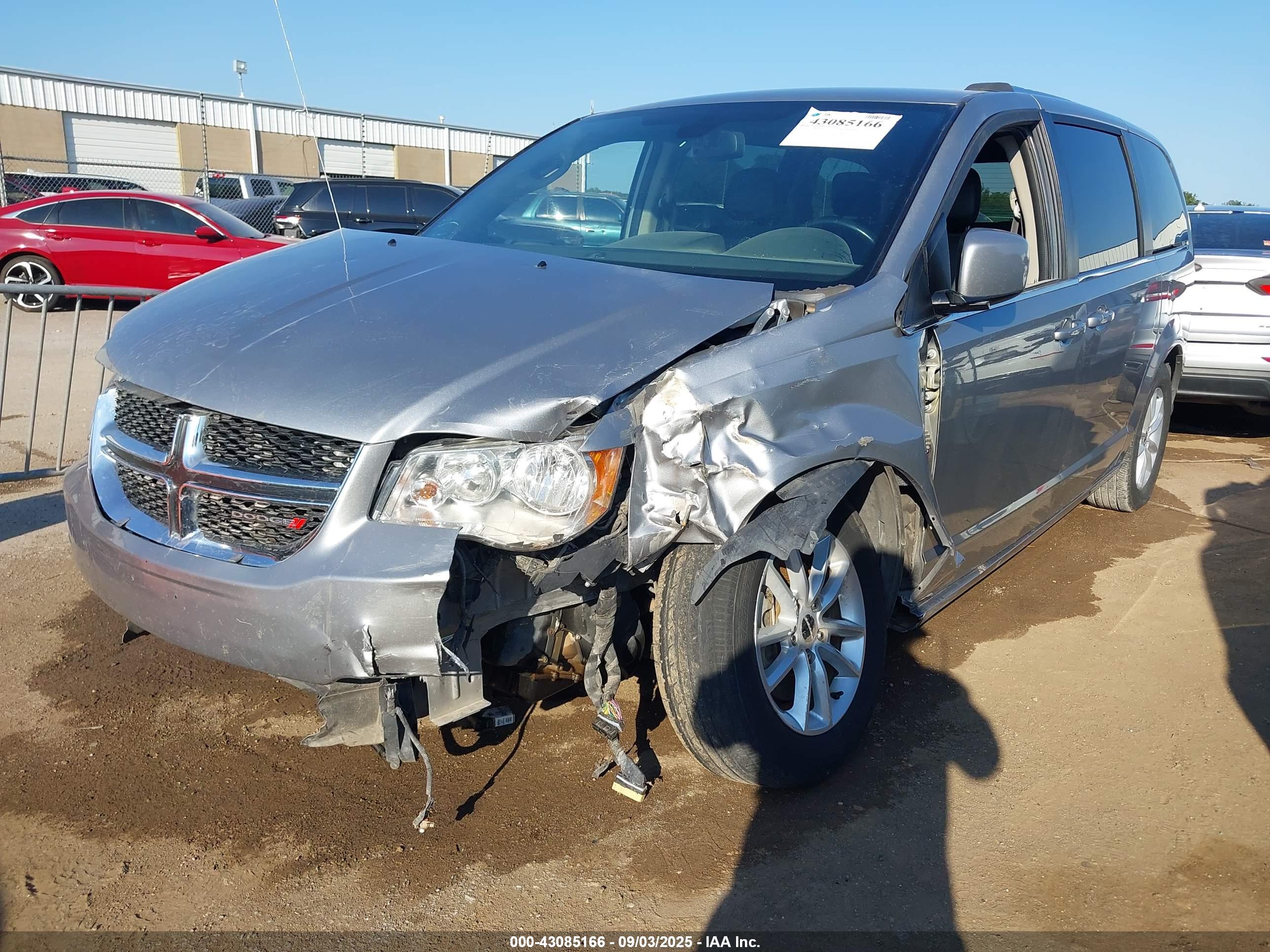 DODGE GRAND image 2