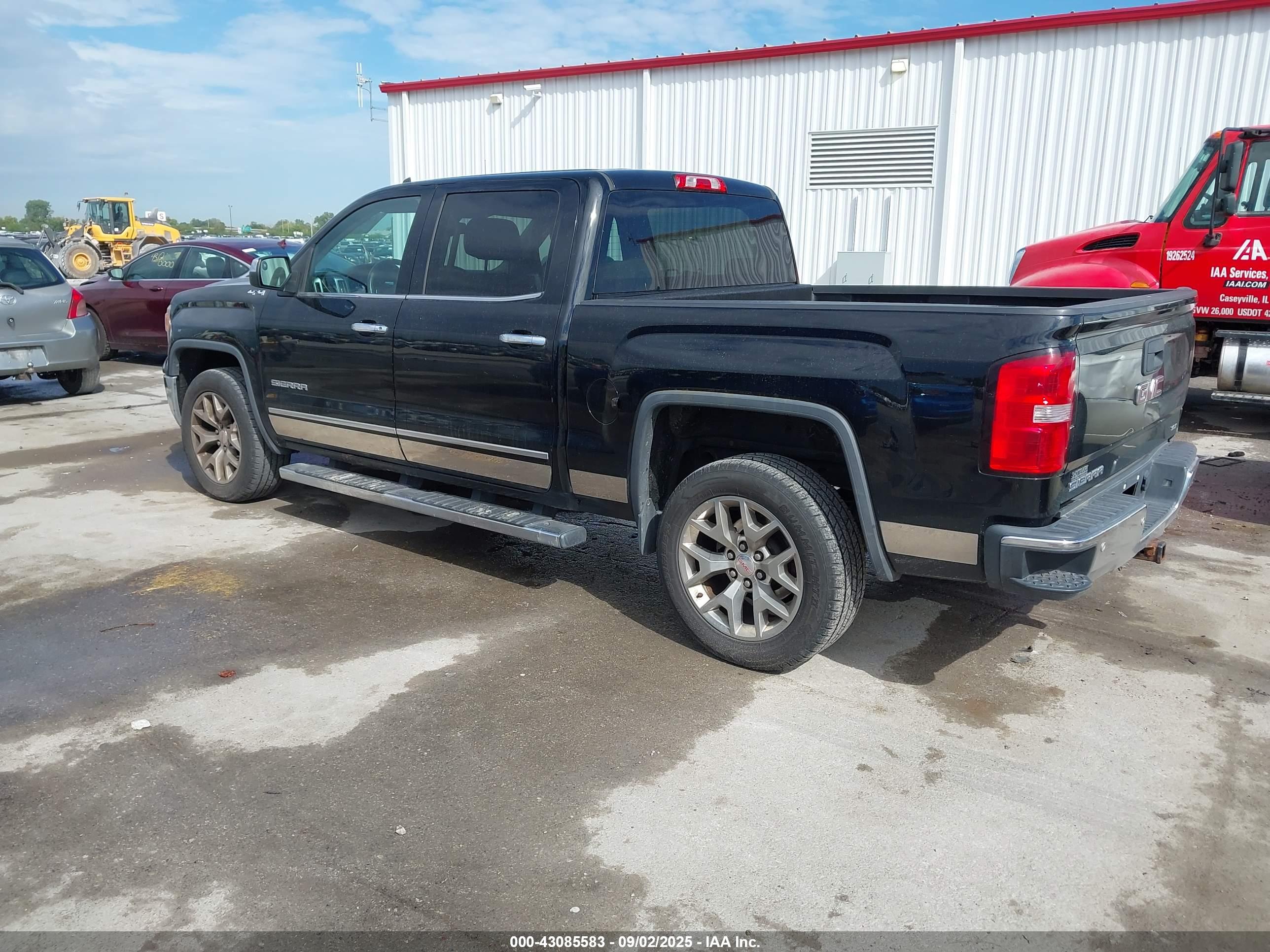 GMC SIERRA image 3