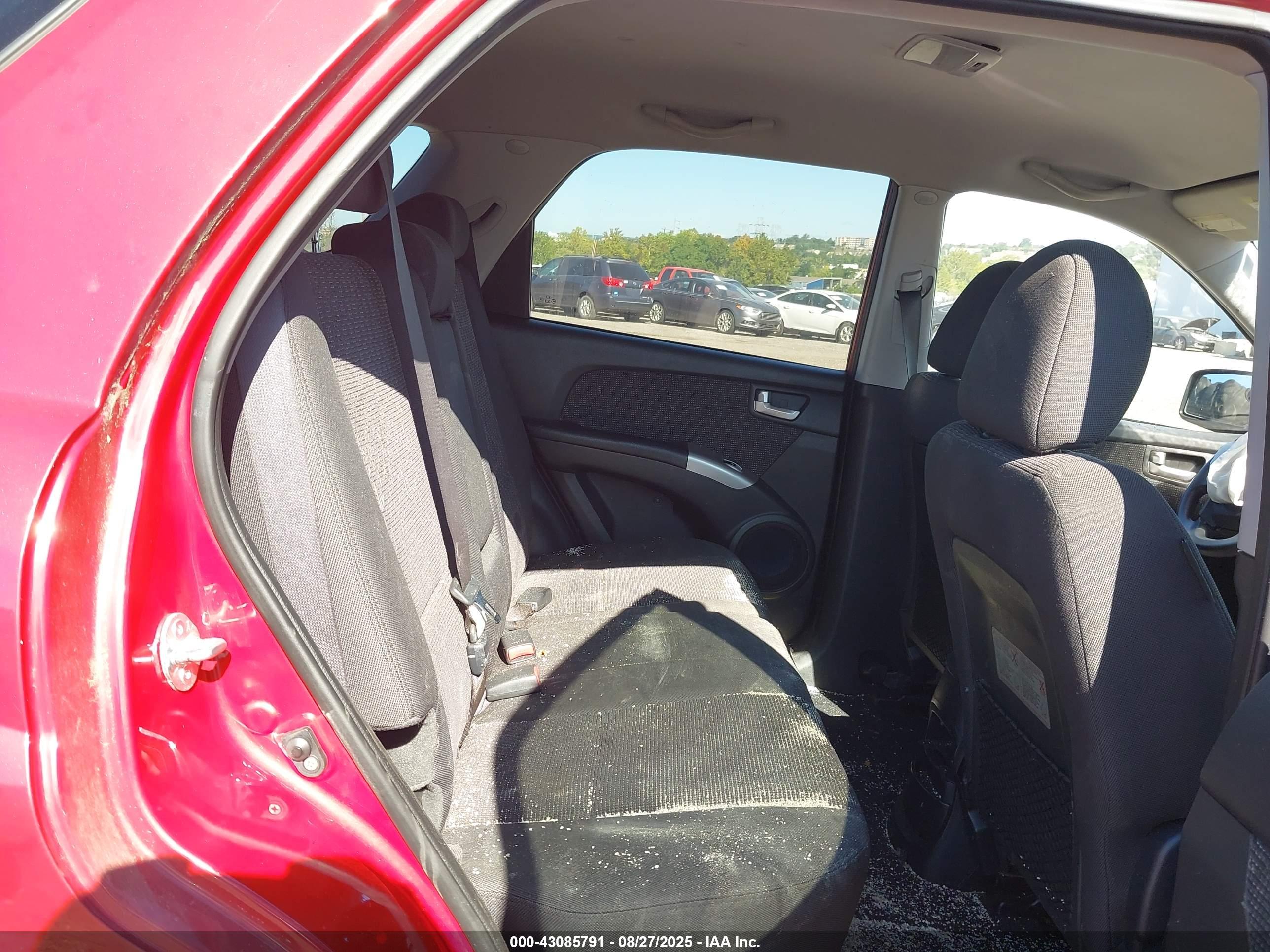 KIA SPORTAGE image 8