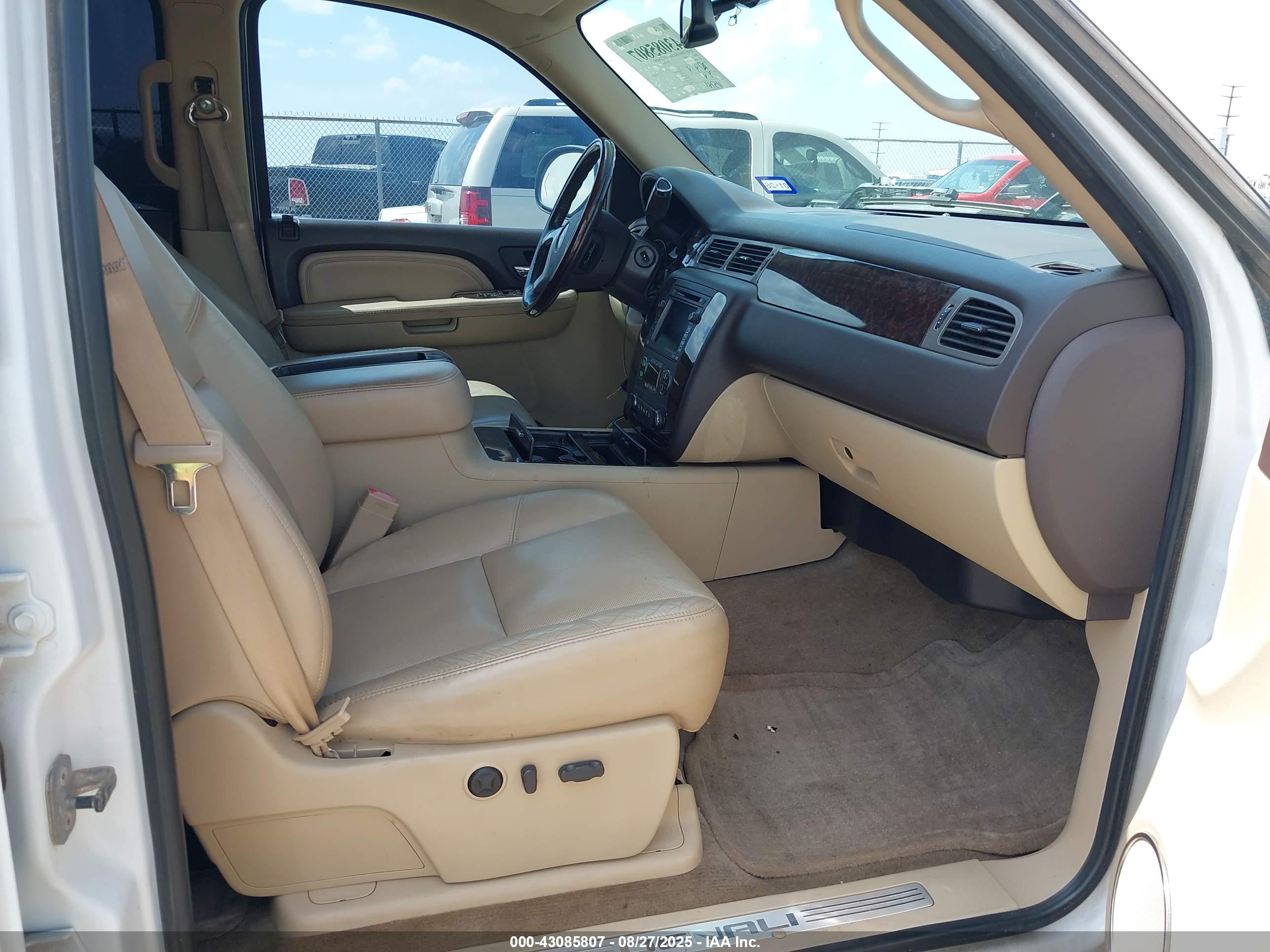 GMC SIERRA image 5