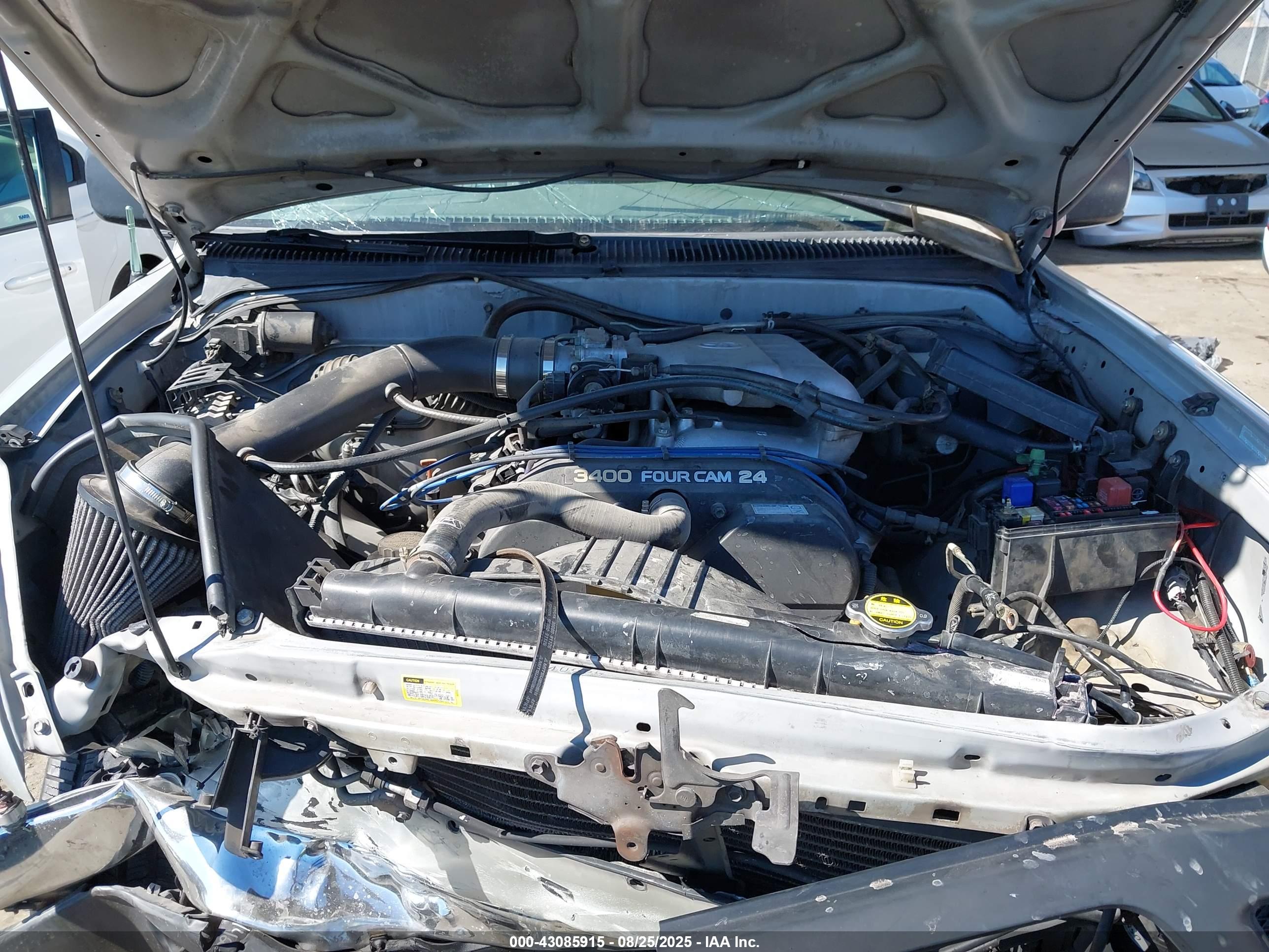 TOYOTA TACOMA image 10