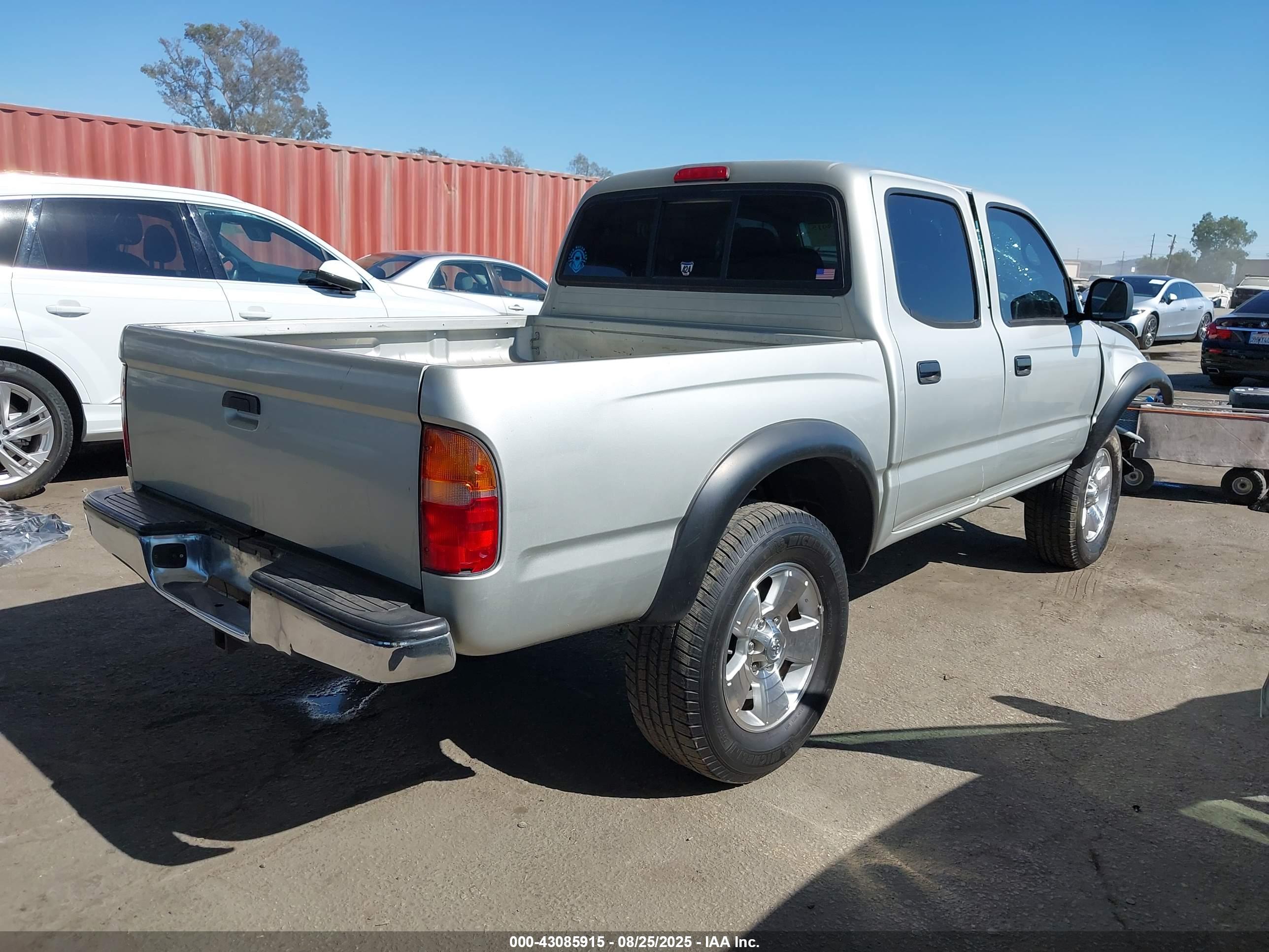 TOYOTA TACOMA image 4