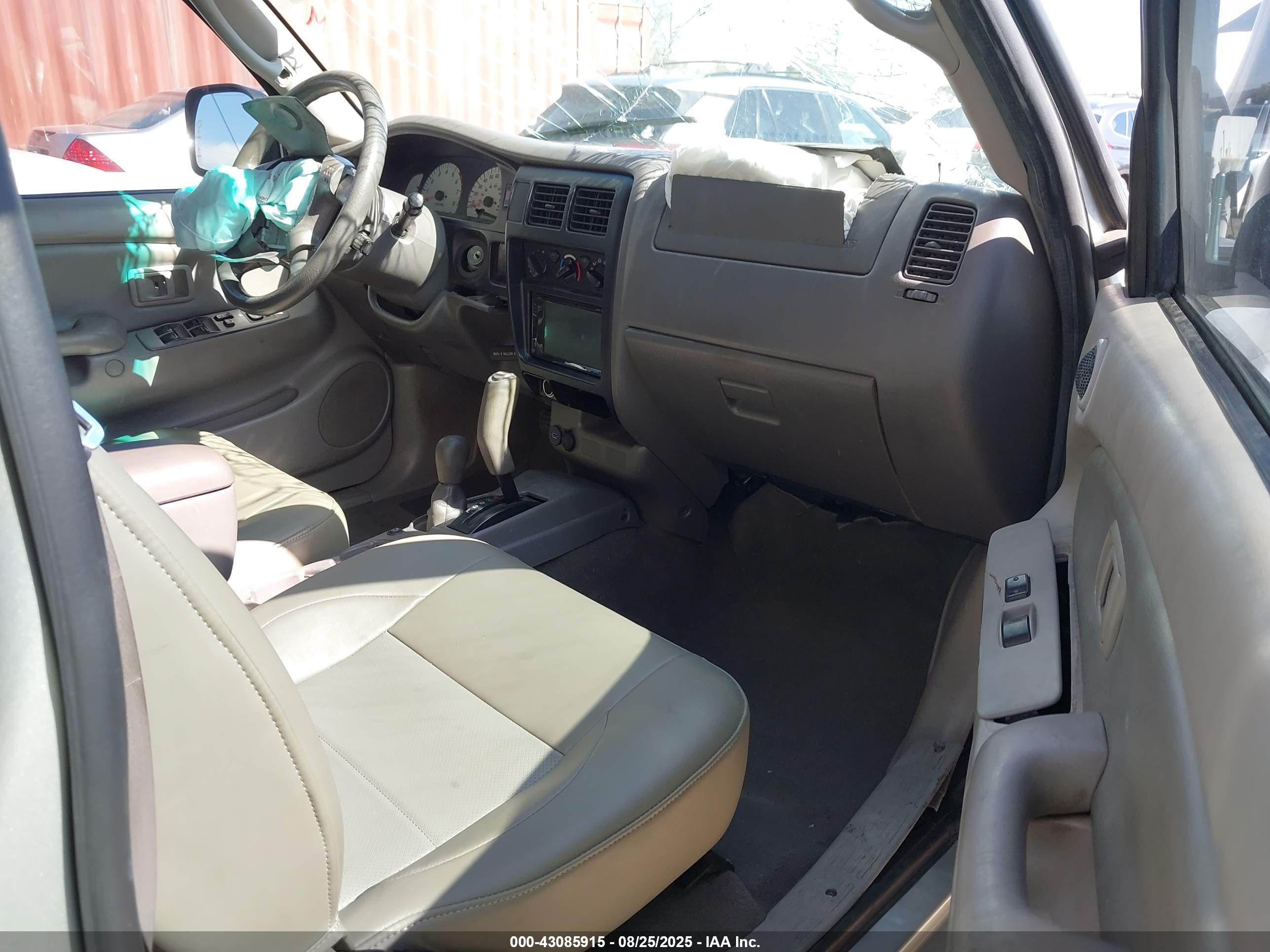 TOYOTA TACOMA image 5