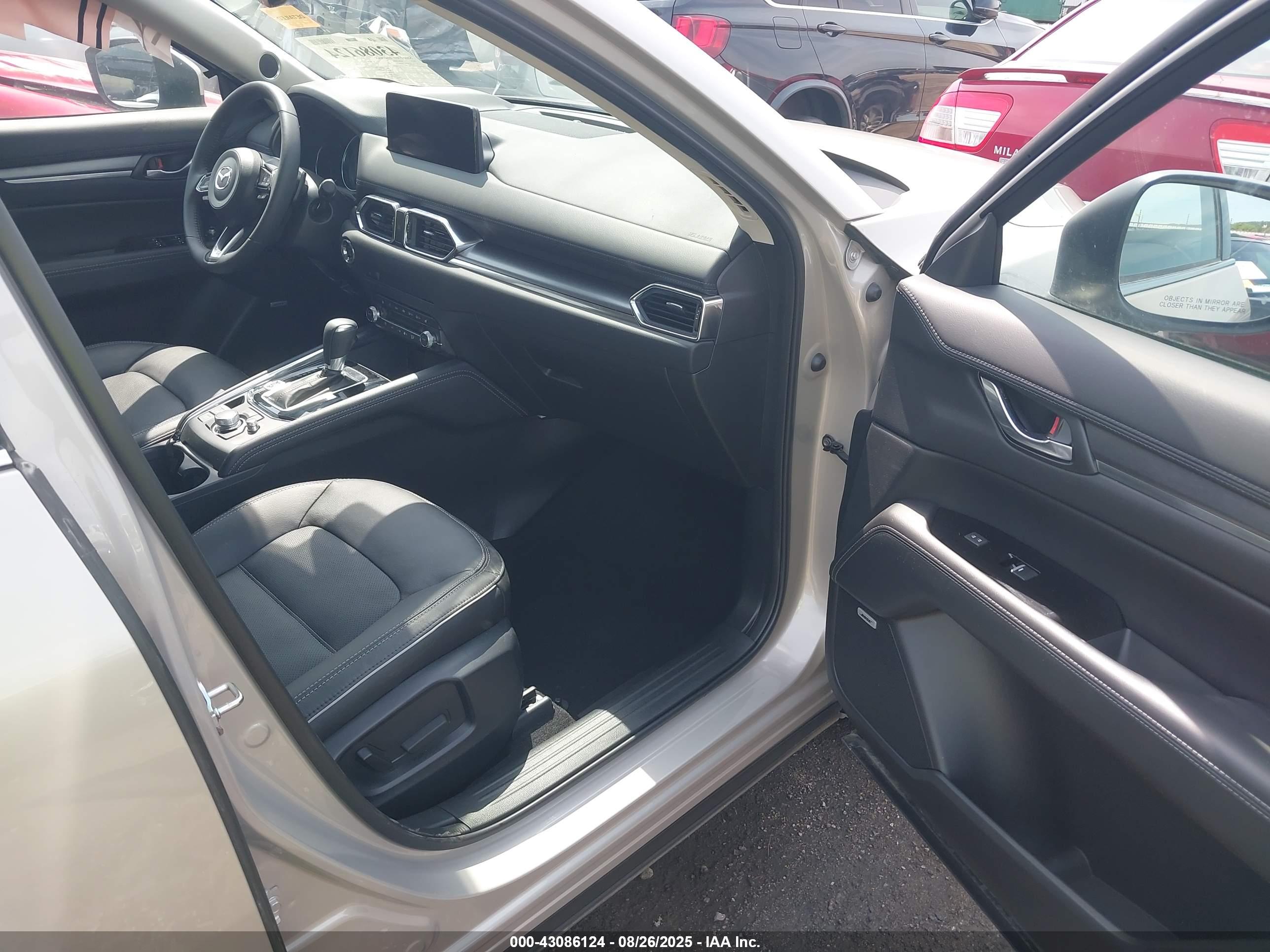MAZDA CX-5 image 5