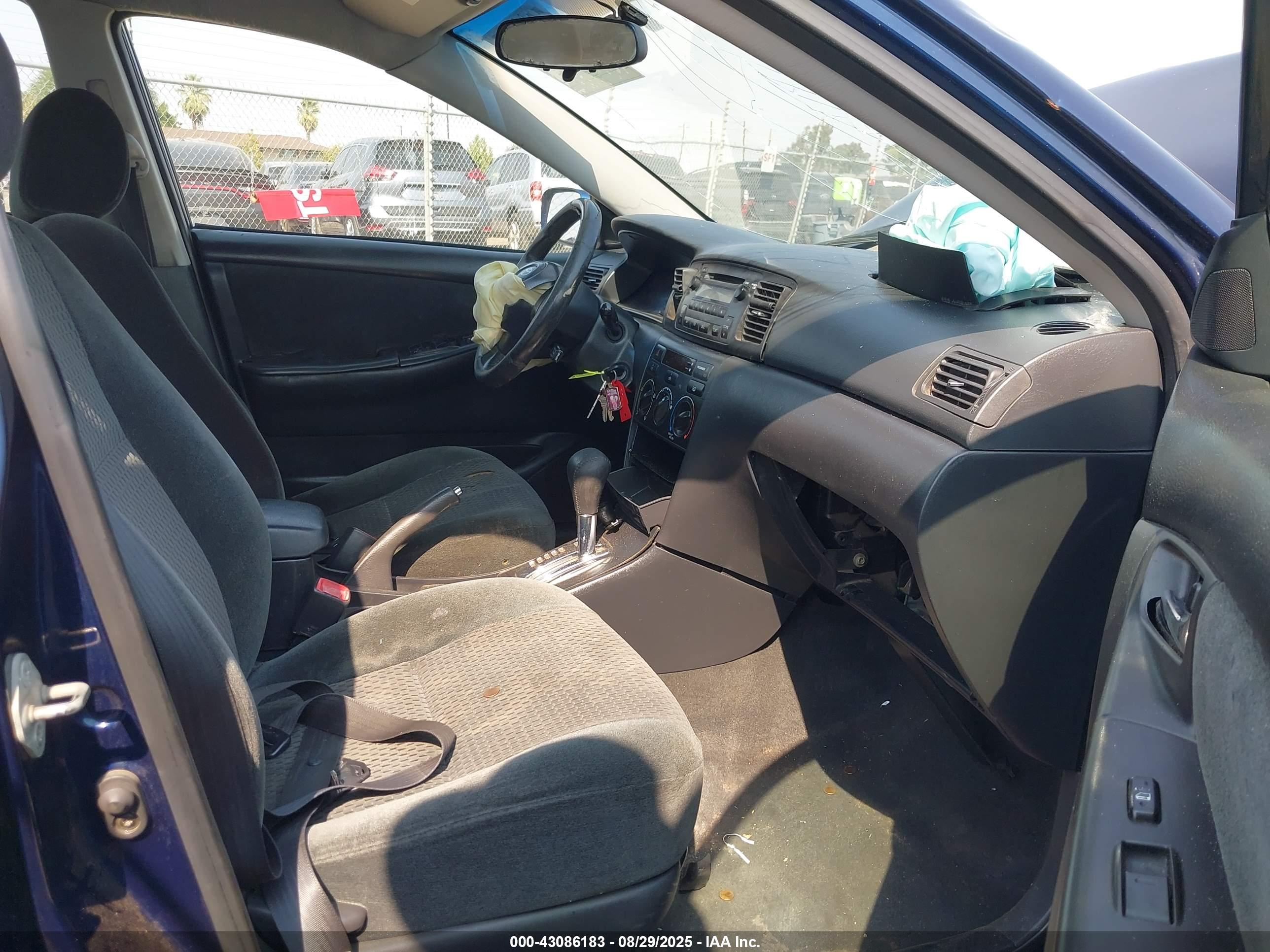 TOYOTA COROLLA image 5