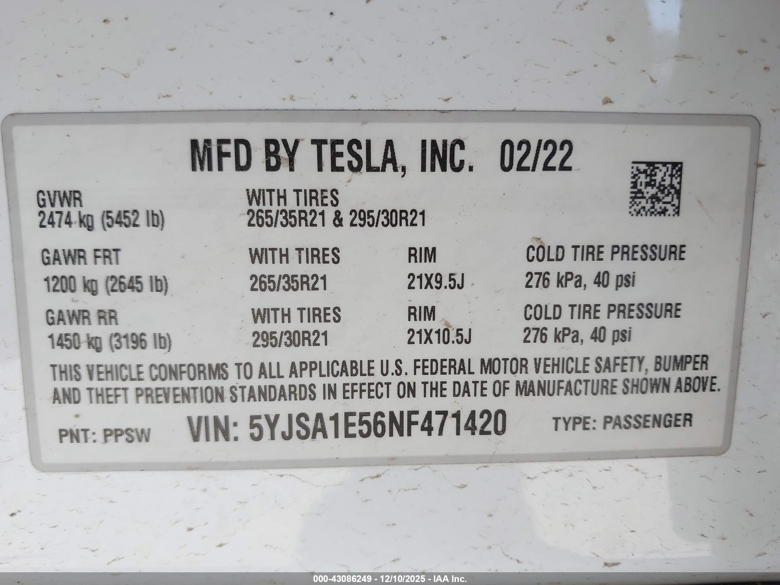 TESLA MODEL image 9