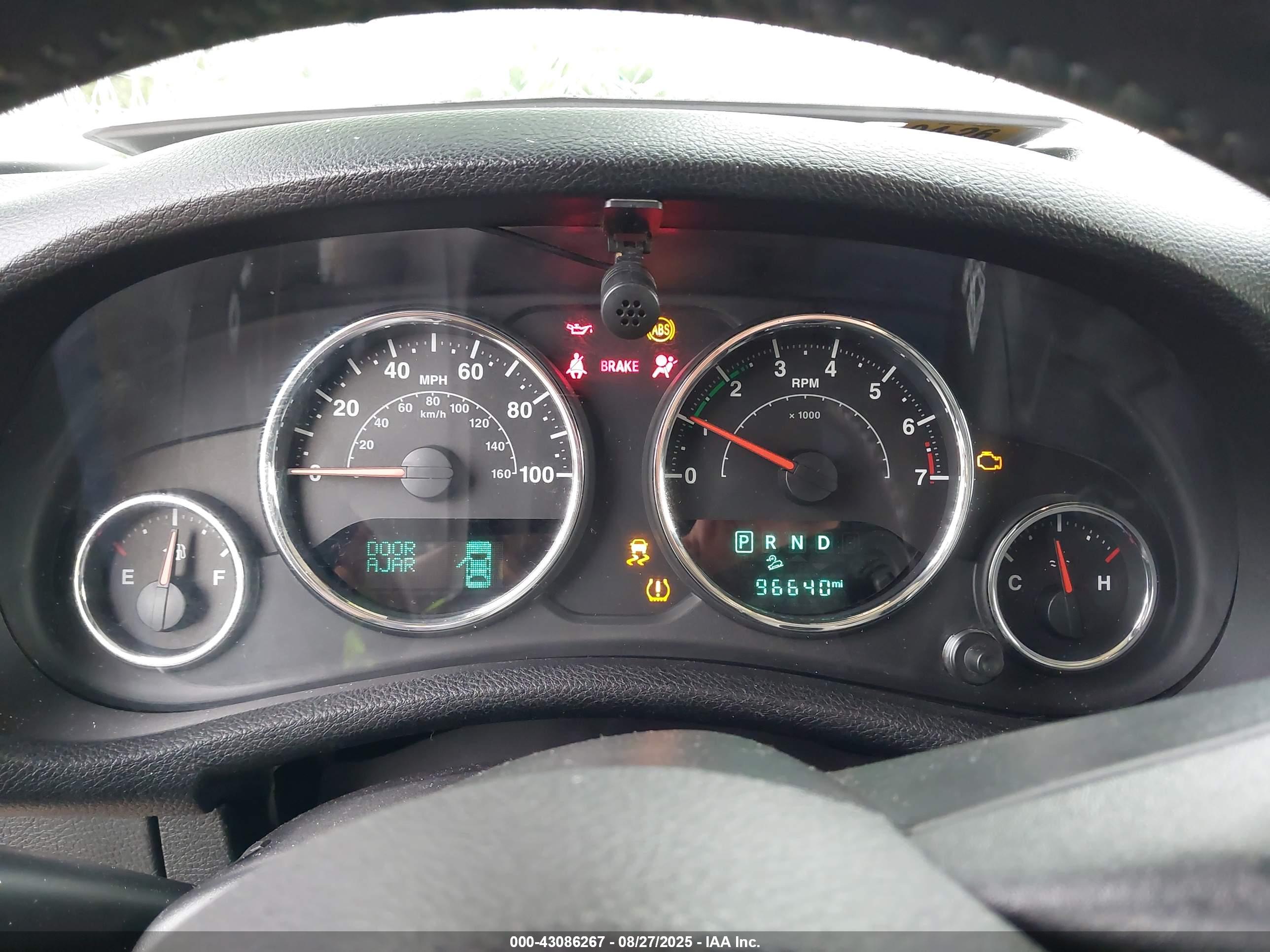 JEEP WRANGLER image 7