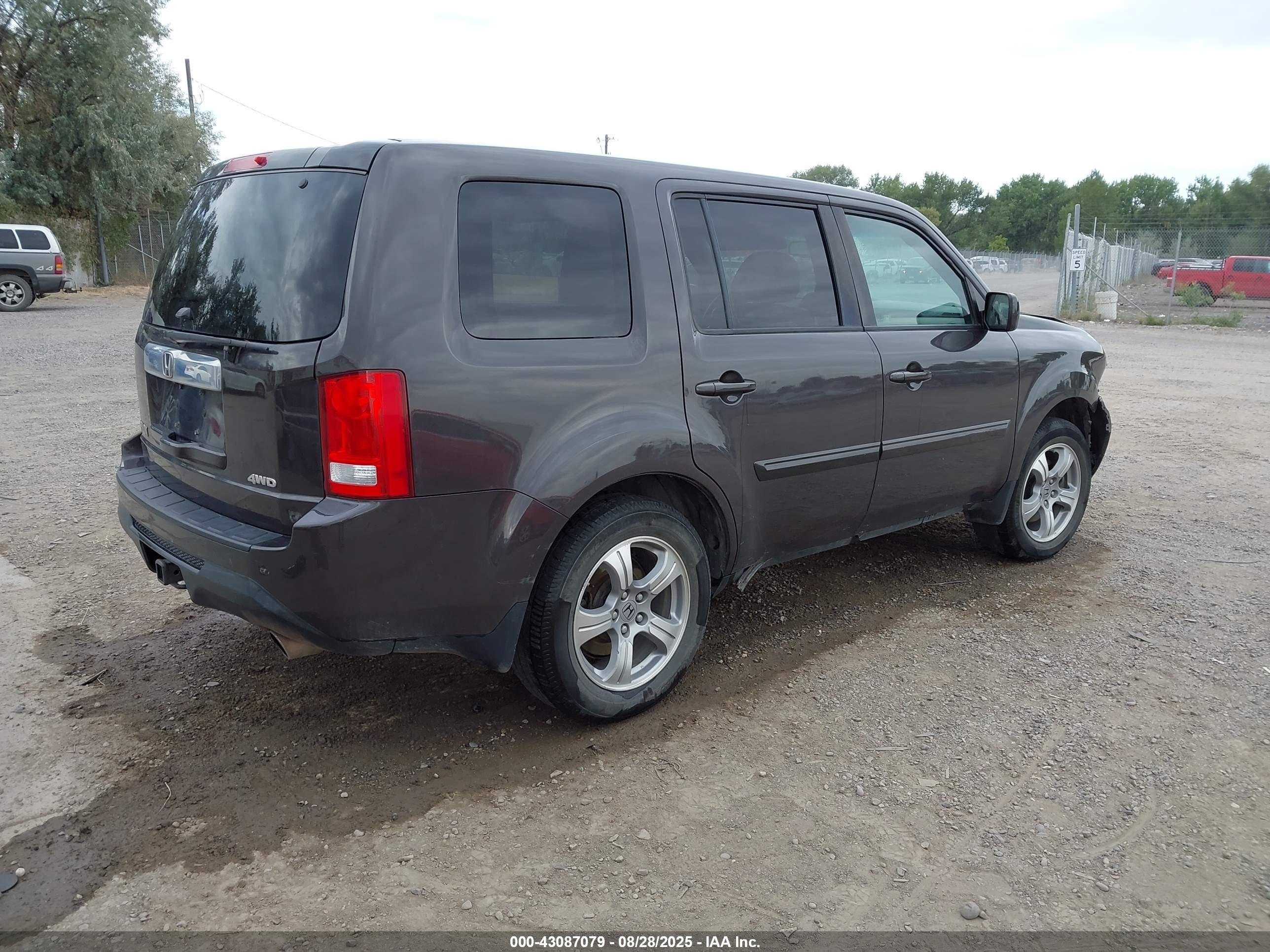 HONDA PILOT image 4