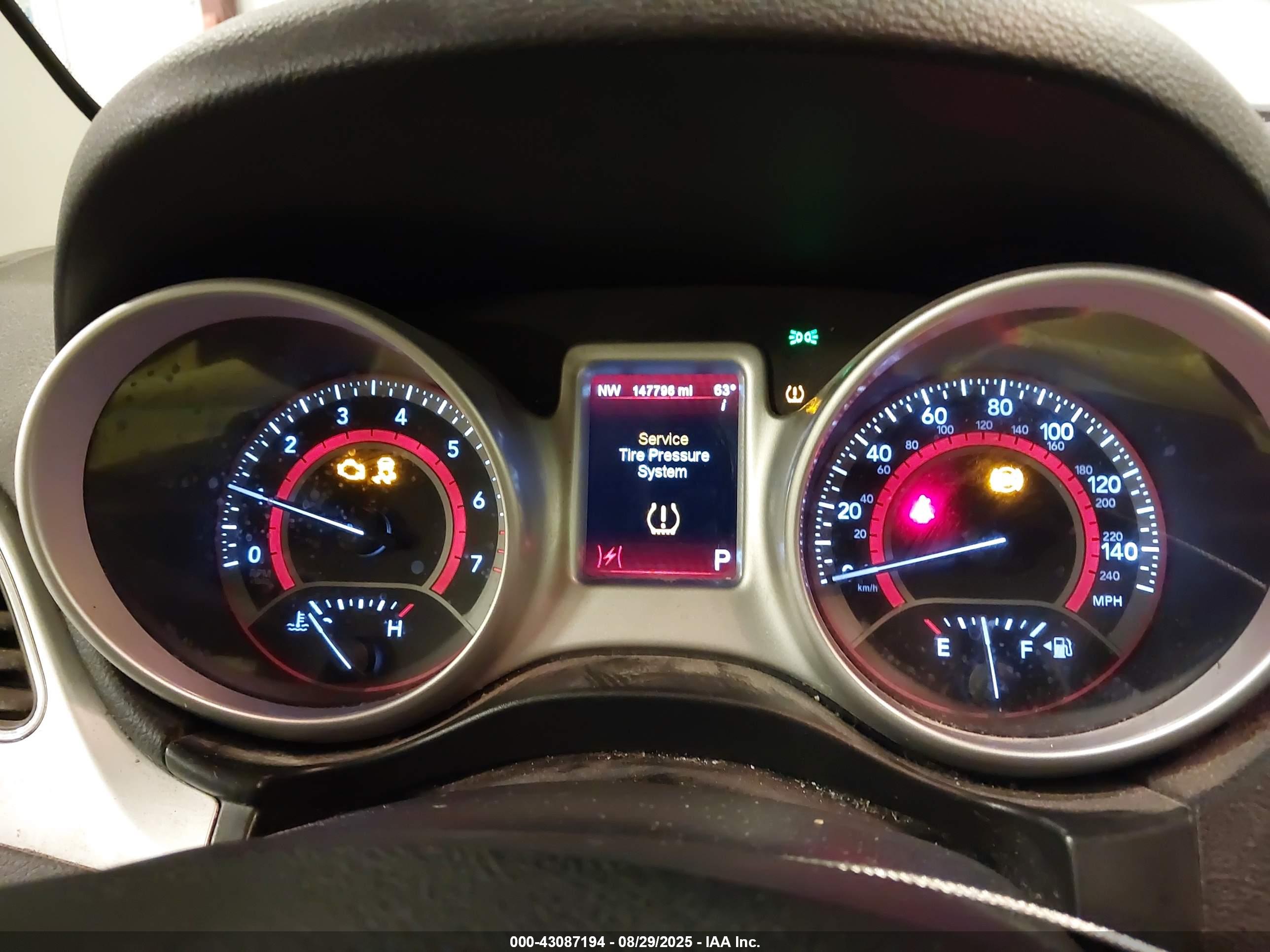 DODGE JOURNEY image 7