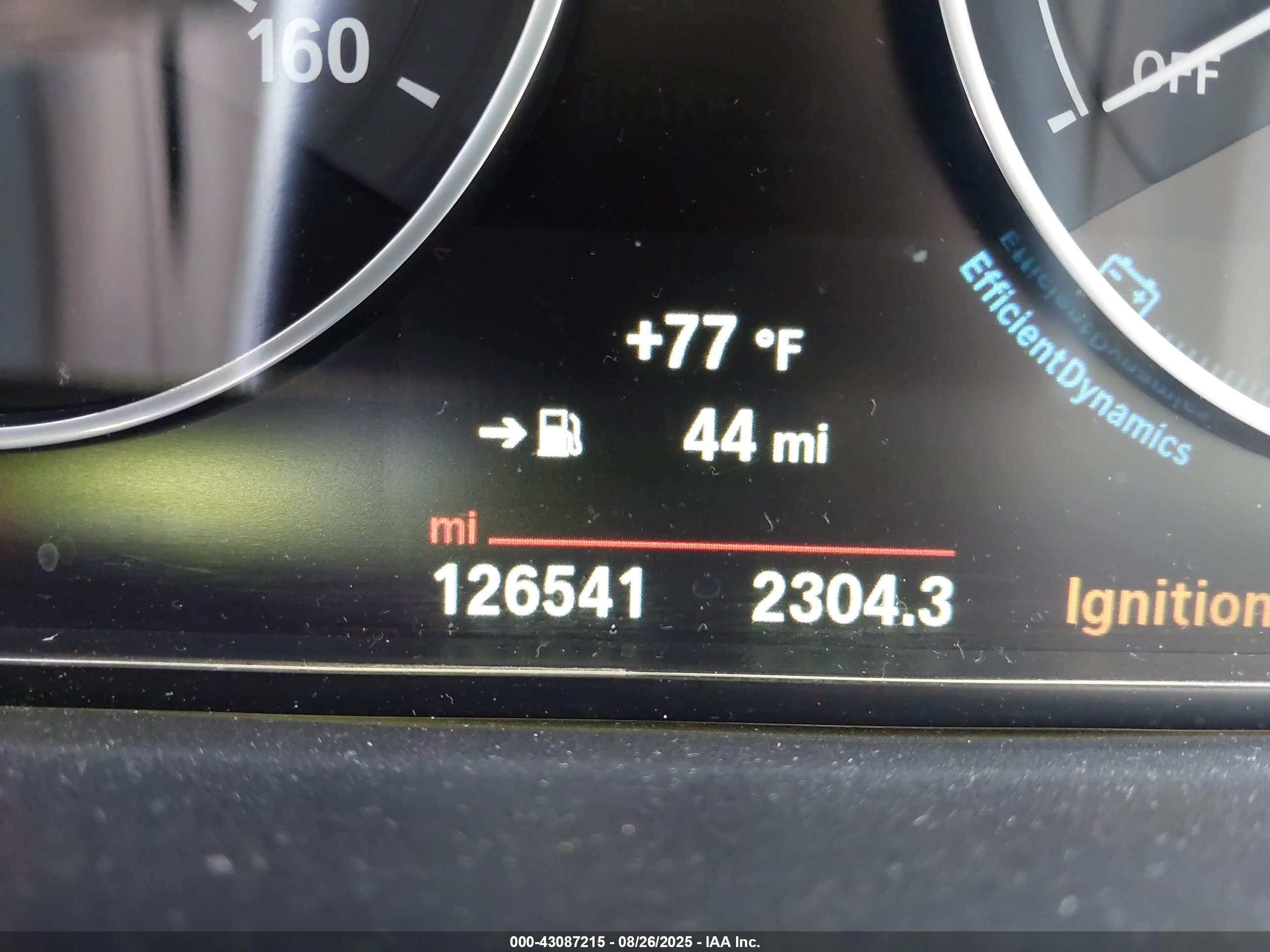 BMW 320I image 7