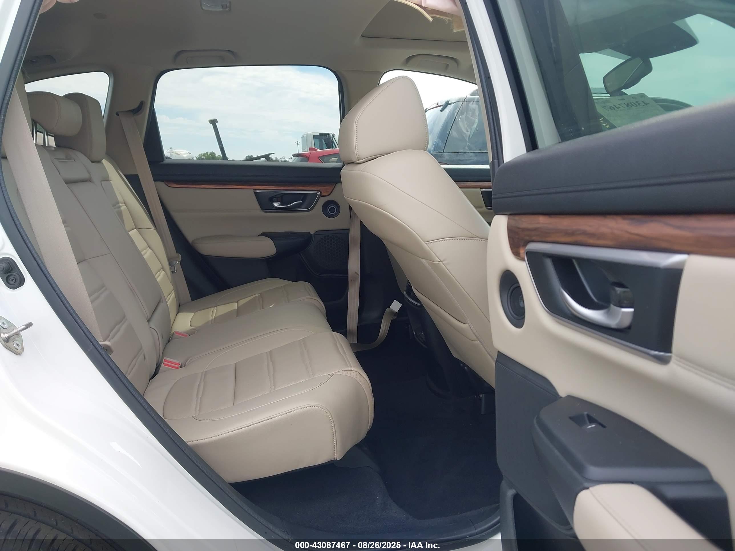 HONDA CR-V image 8