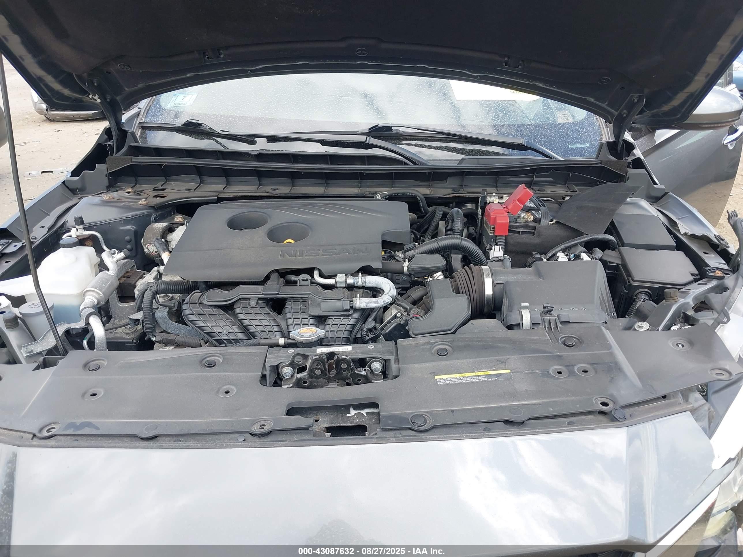 NISSAN ALTIMA image 10