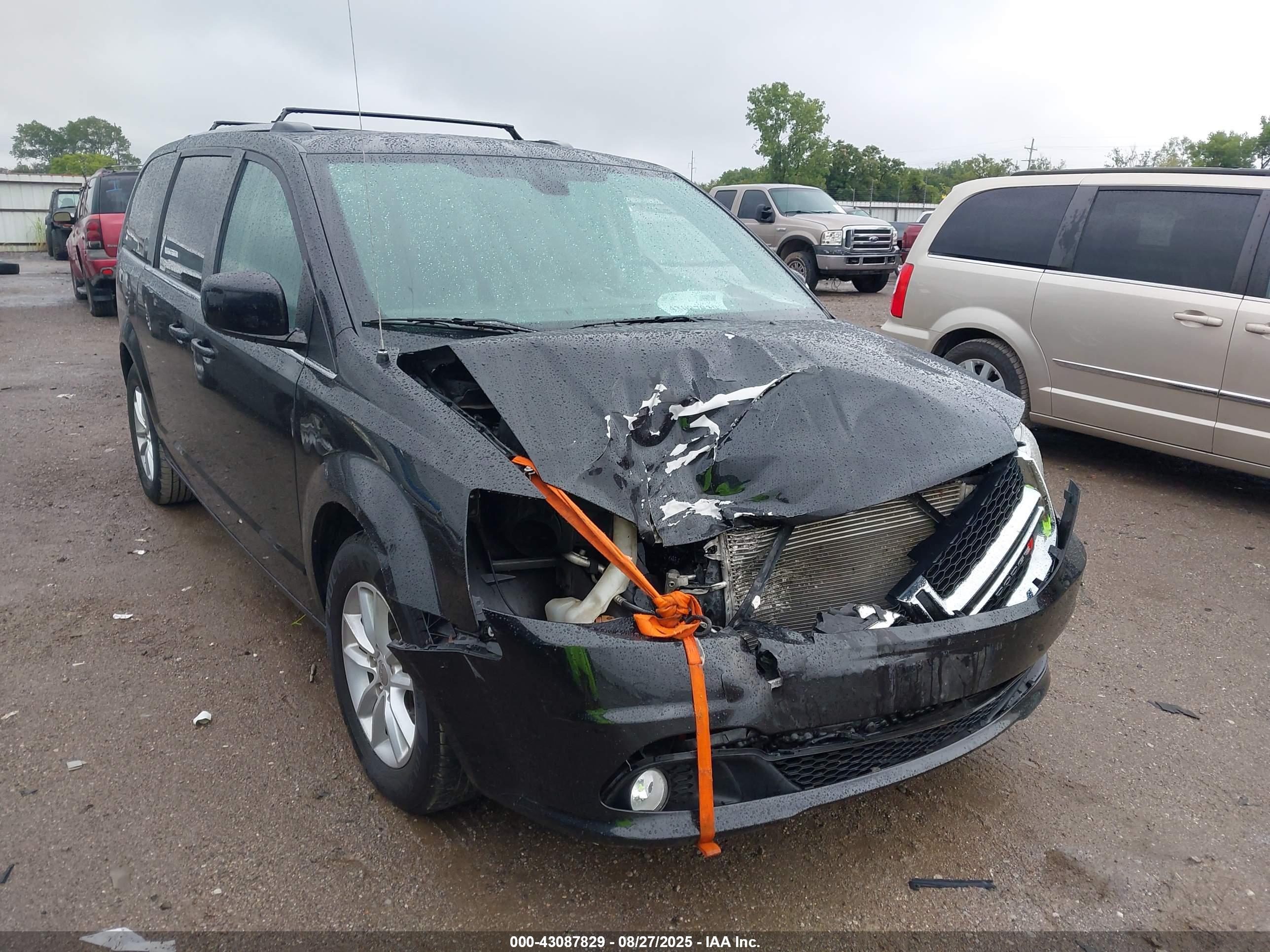 DODGE GRAND image 6