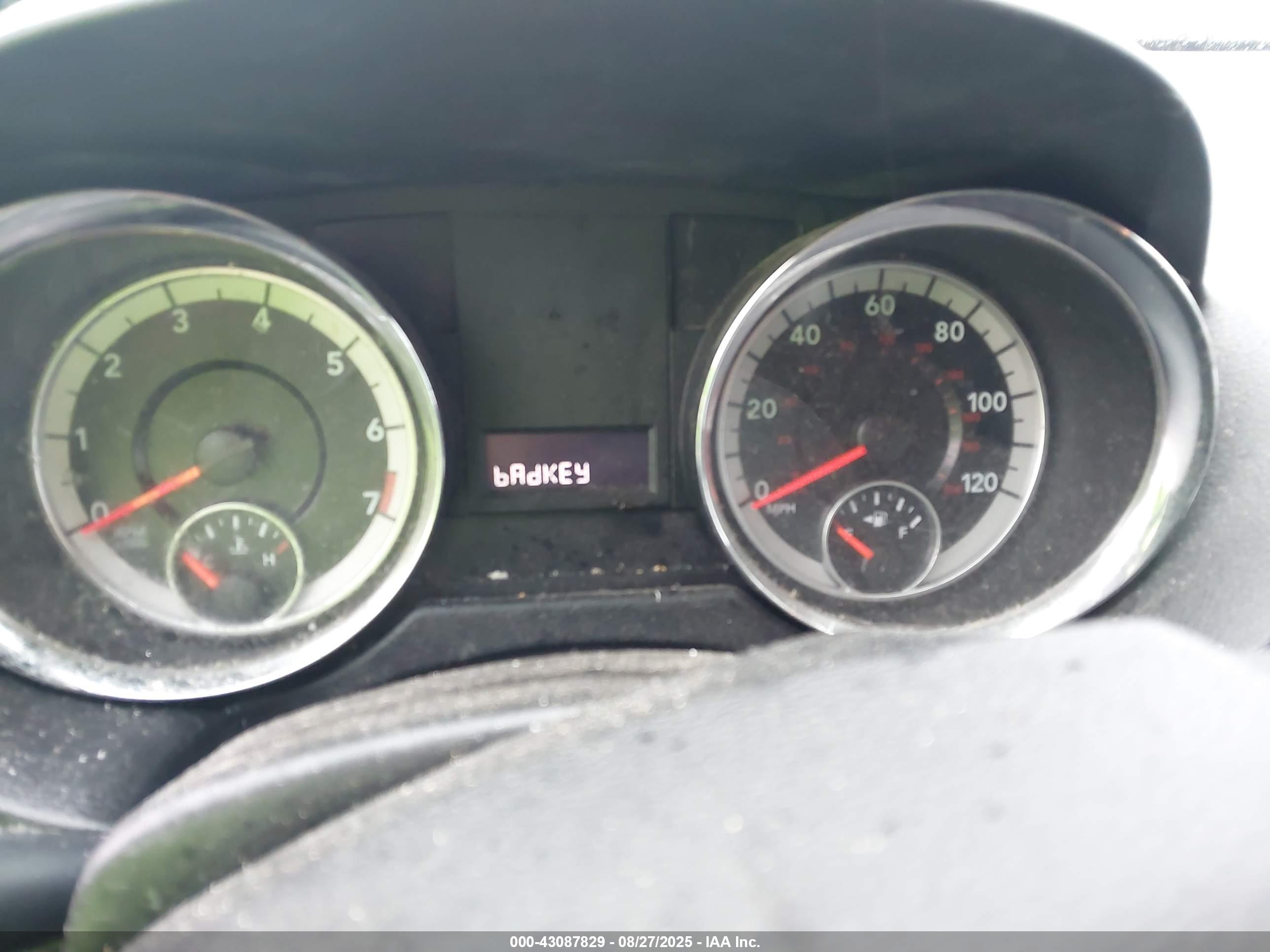 DODGE GRAND image 7