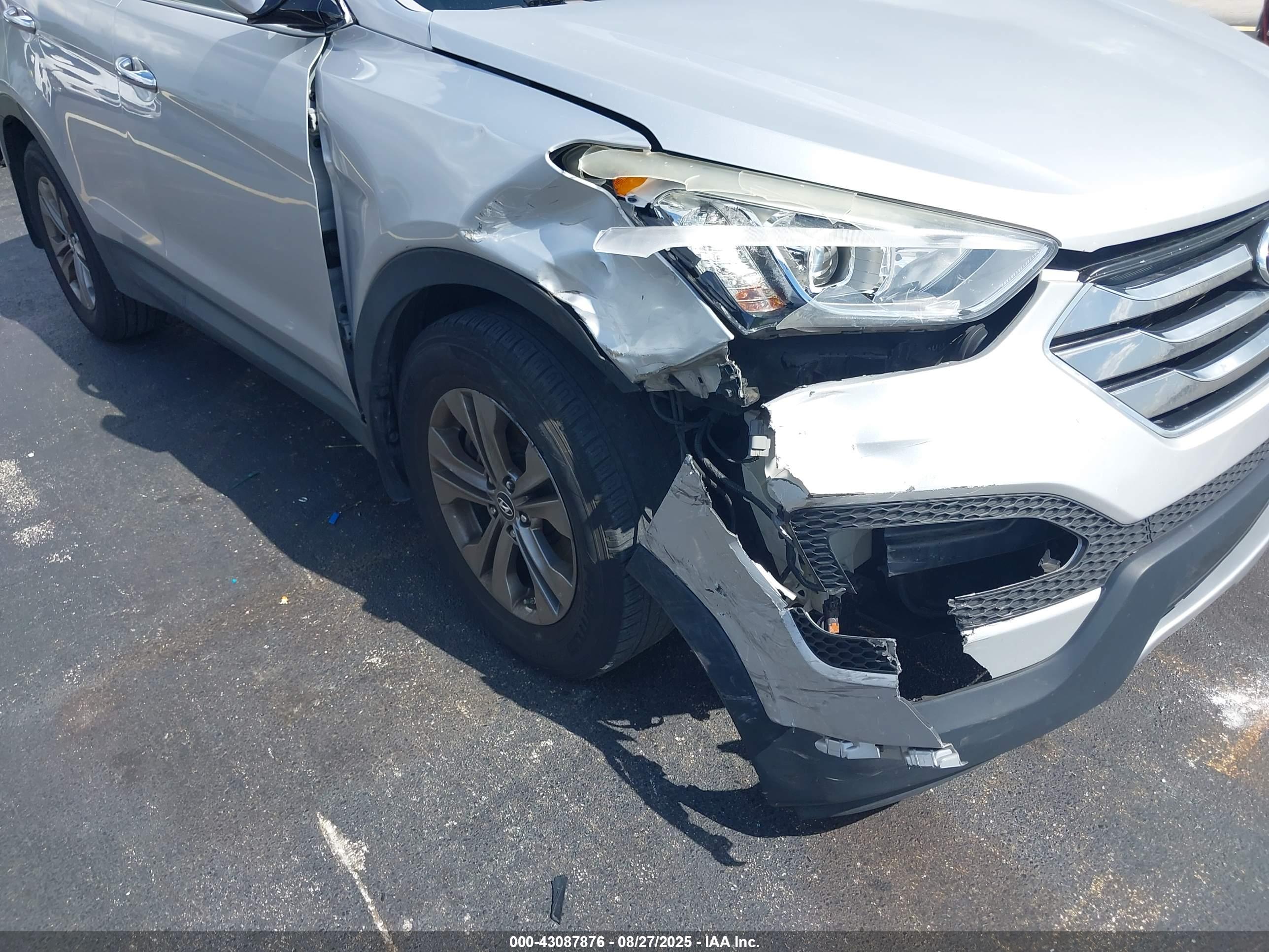 HYUNDAI SANTA image 6