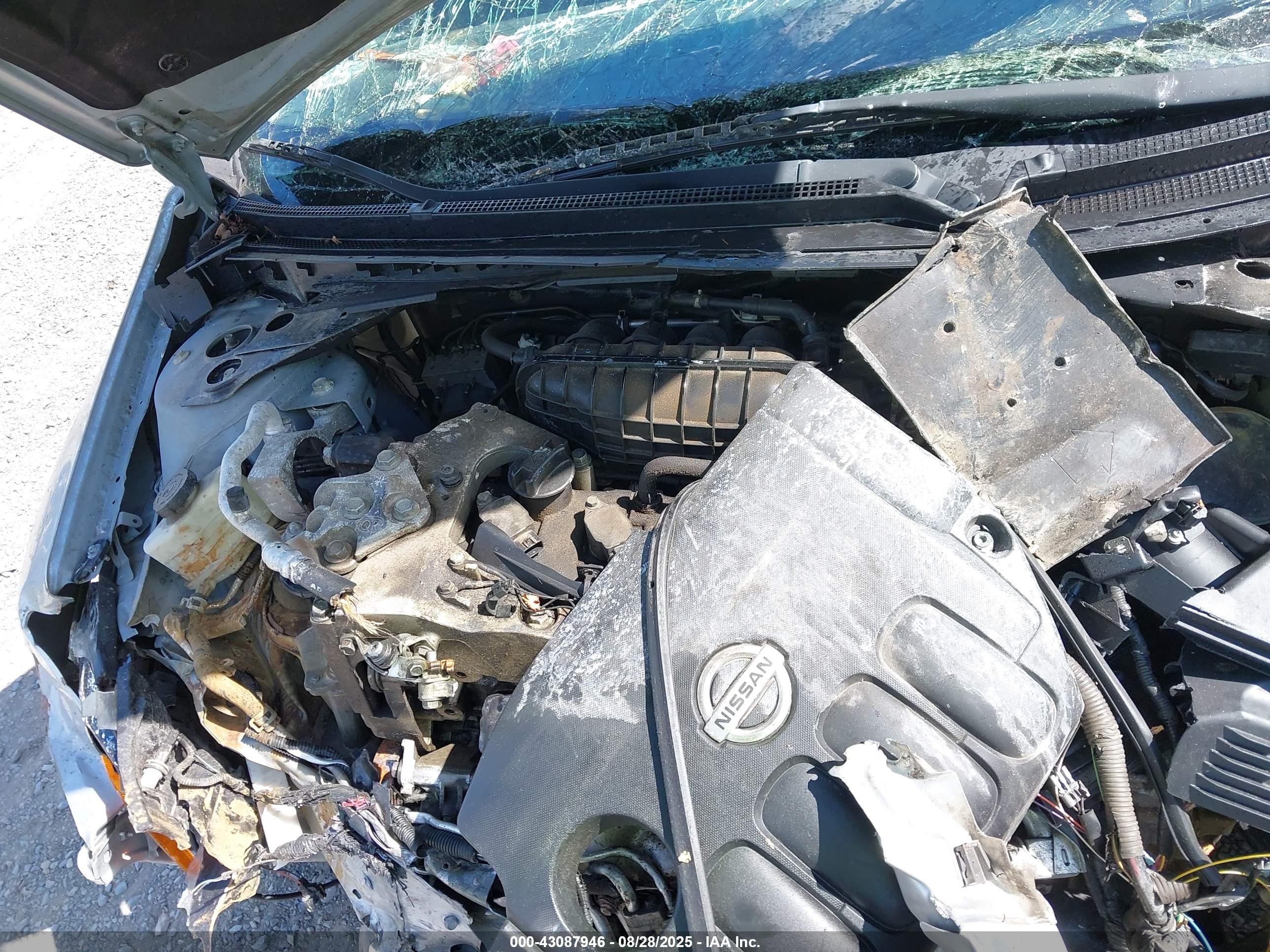NISSAN ALTIMA image 10