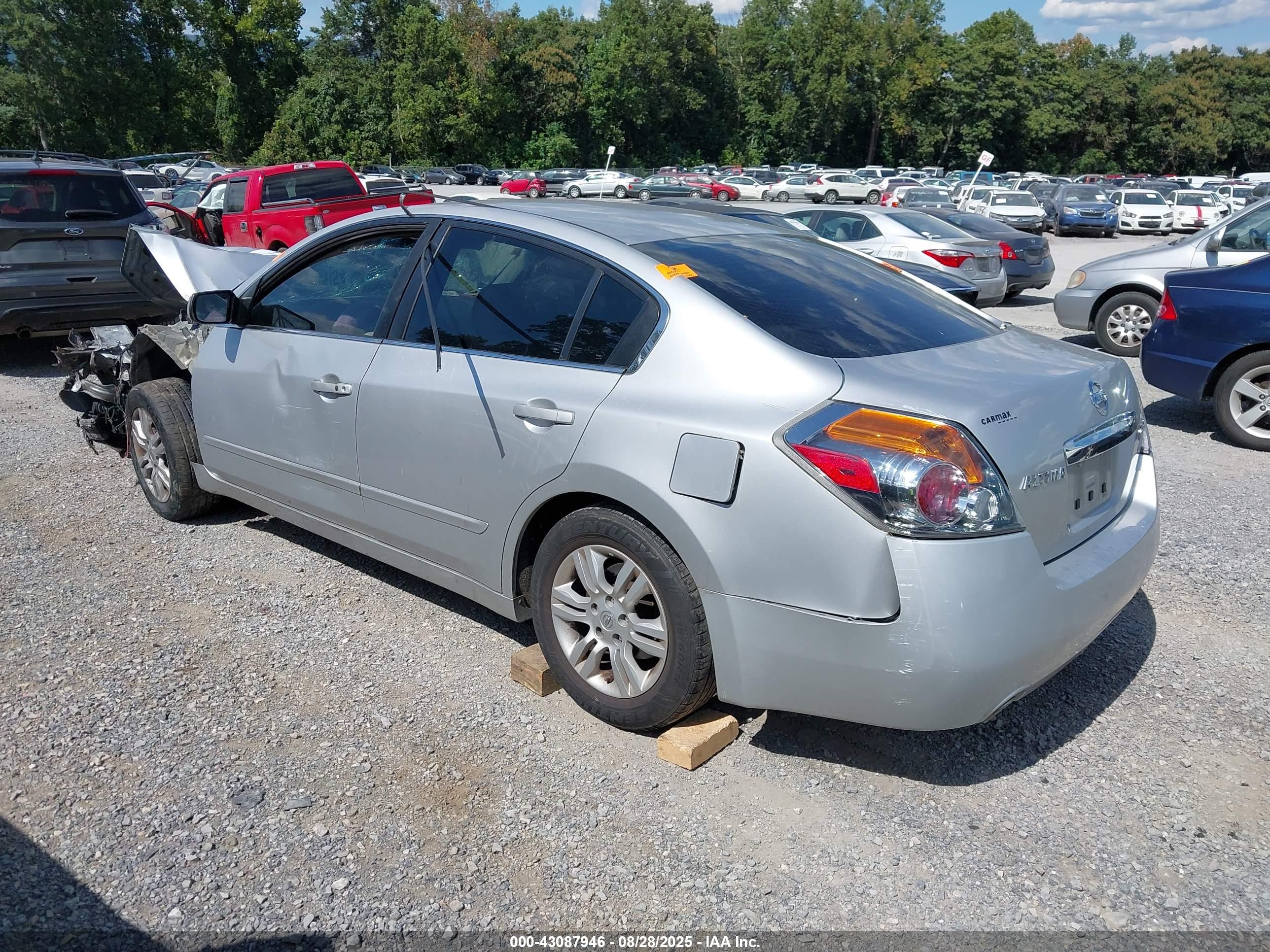 NISSAN ALTIMA image 3