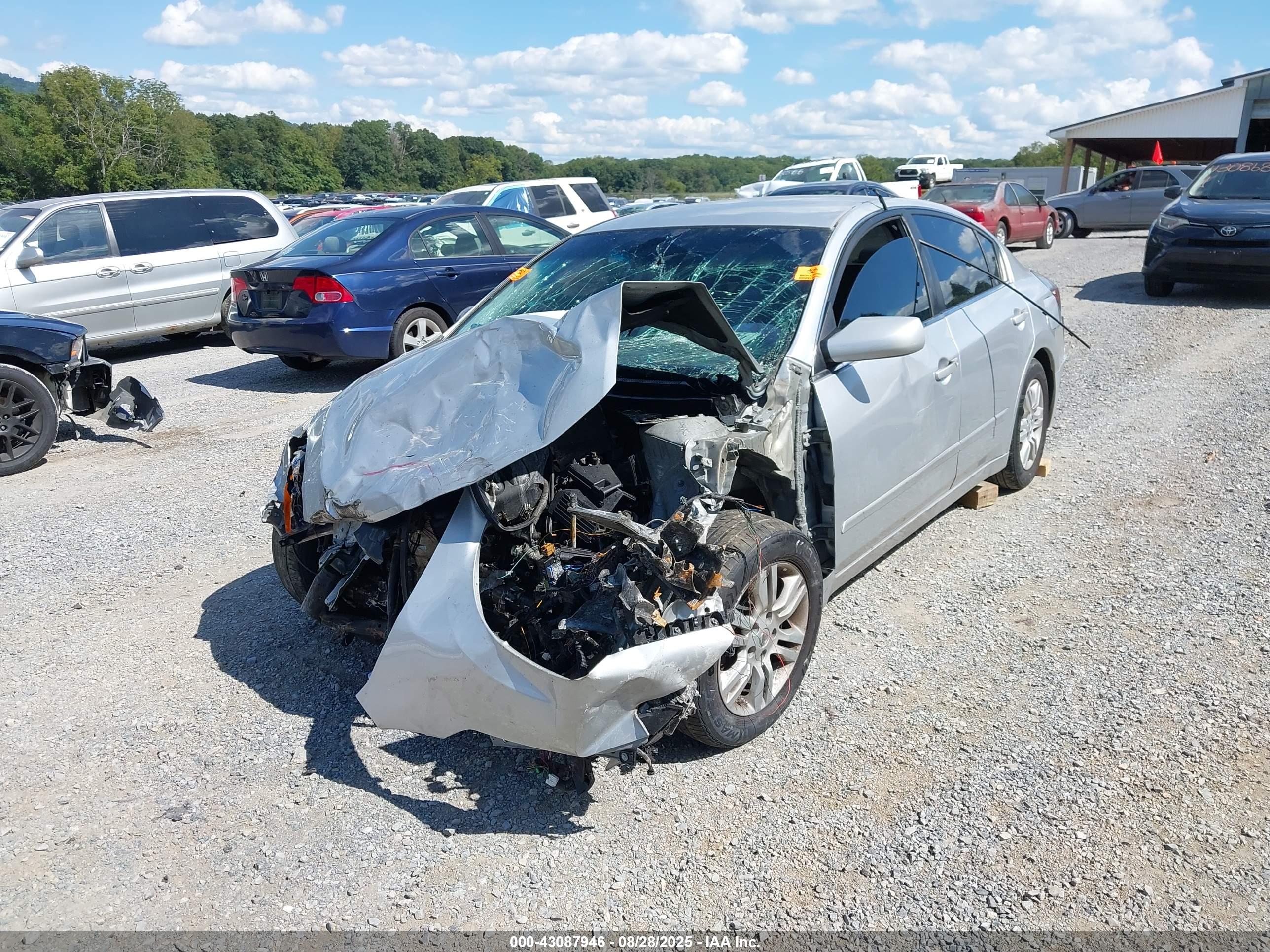 NISSAN ALTIMA image 6