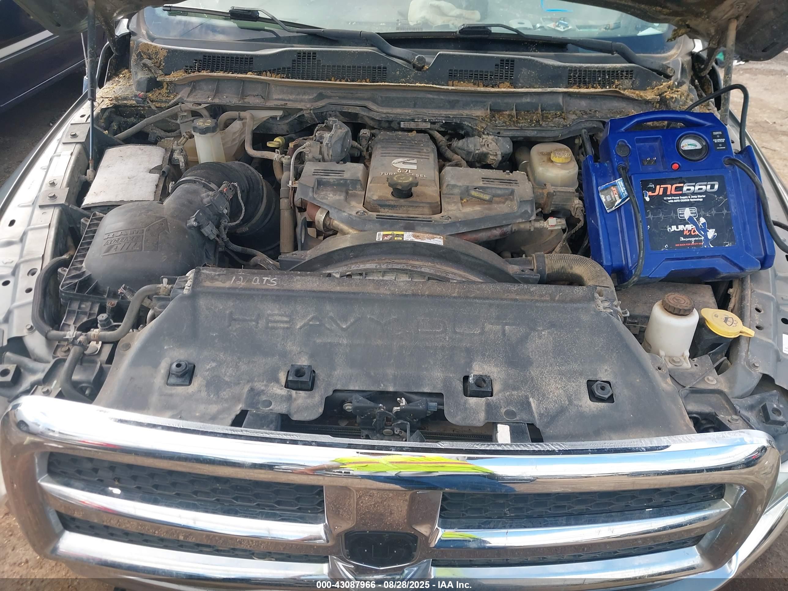 RAM 2500 image 10