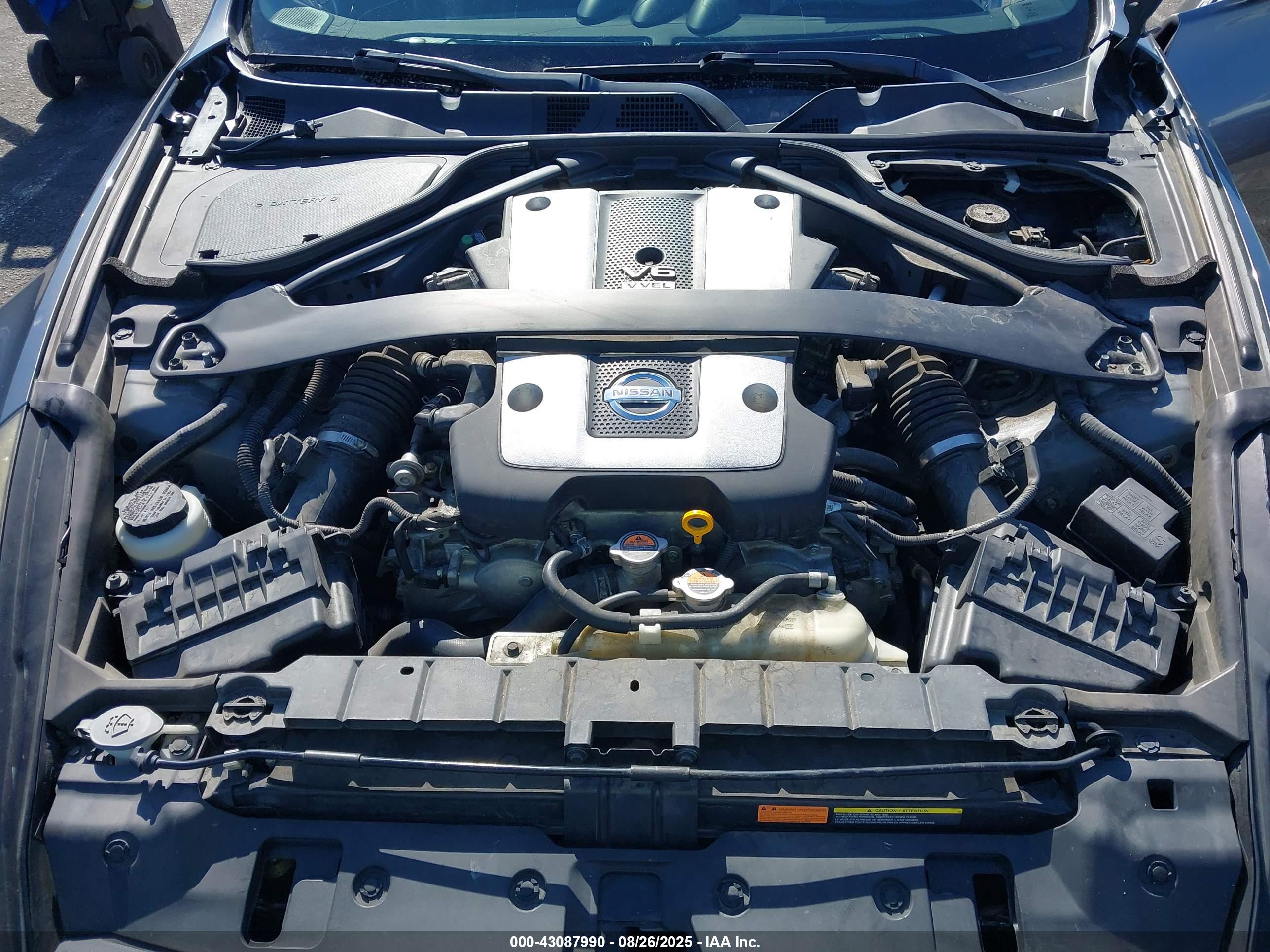 NISSAN 370Z image 10