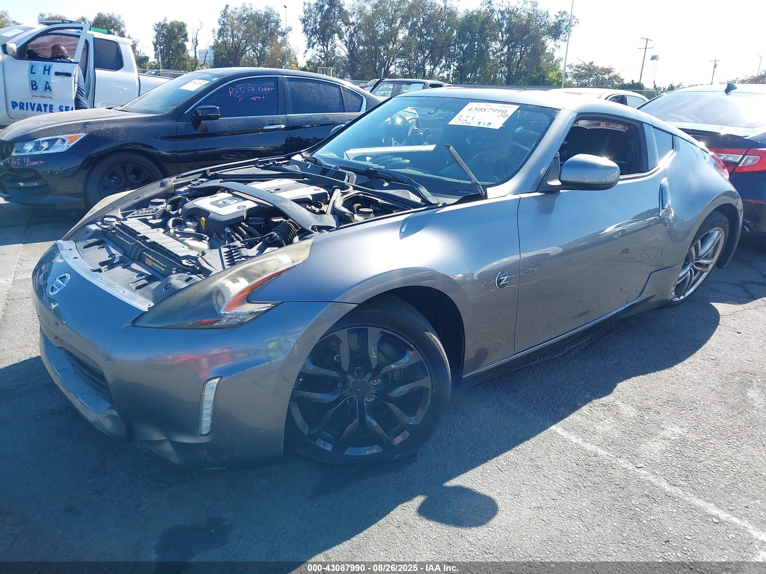 NISSAN 370Z image 2