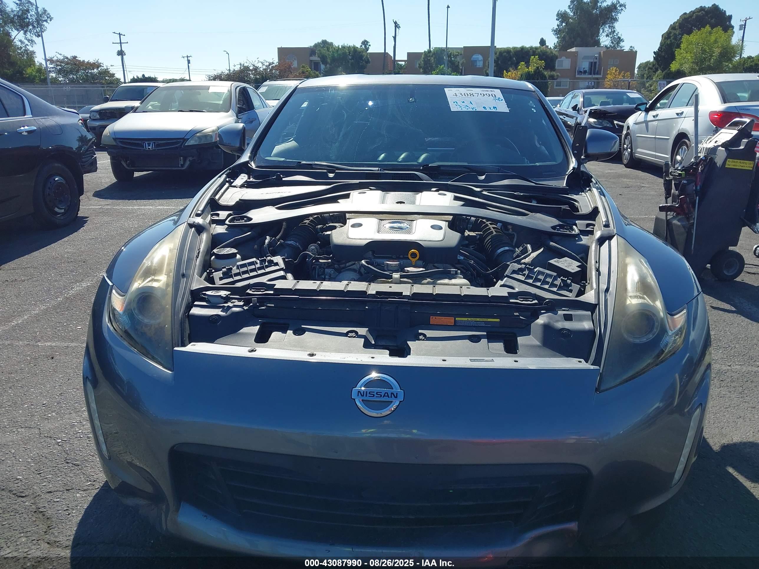NISSAN 370Z image 6