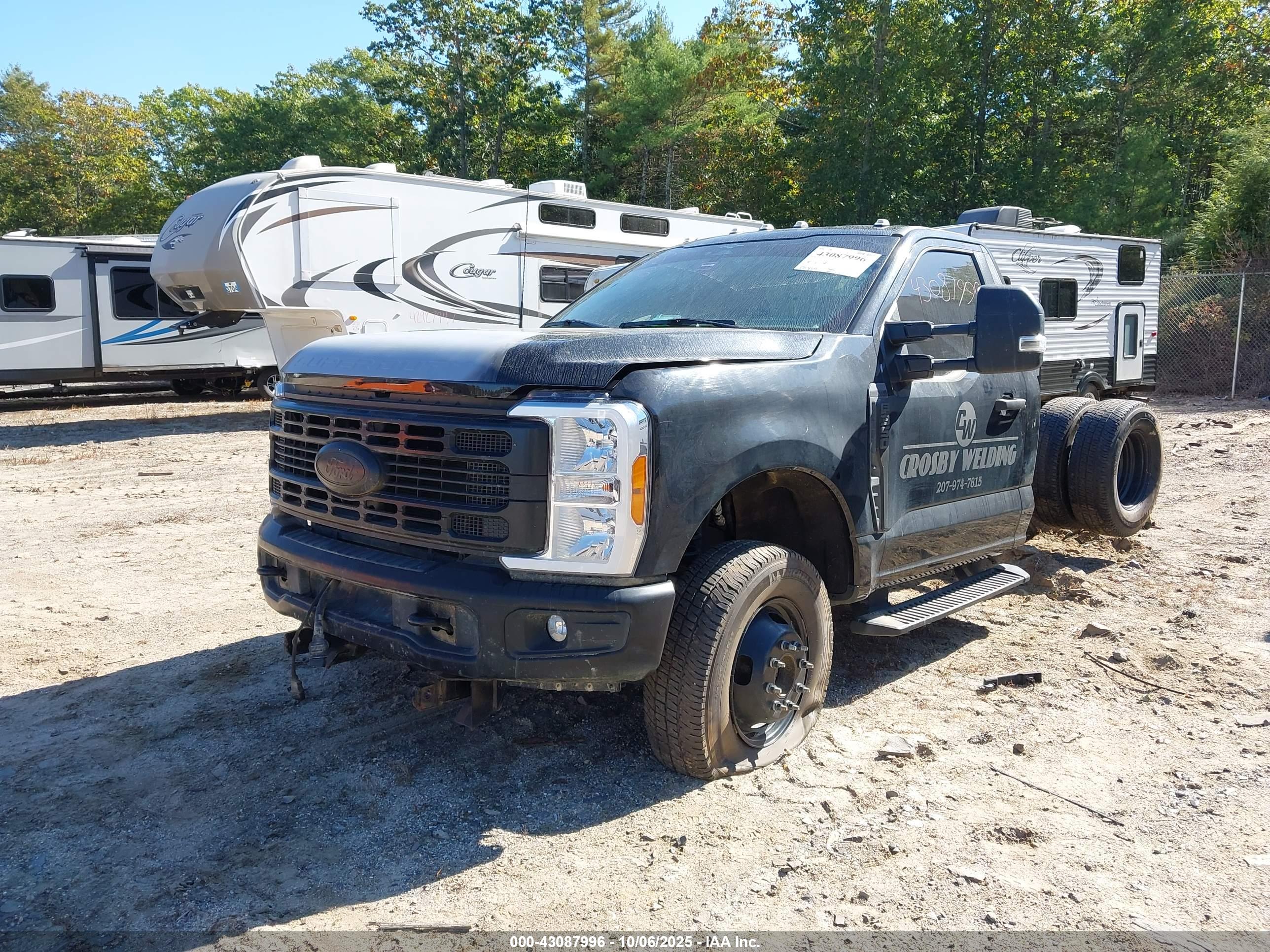 FORD F-350 image 2
