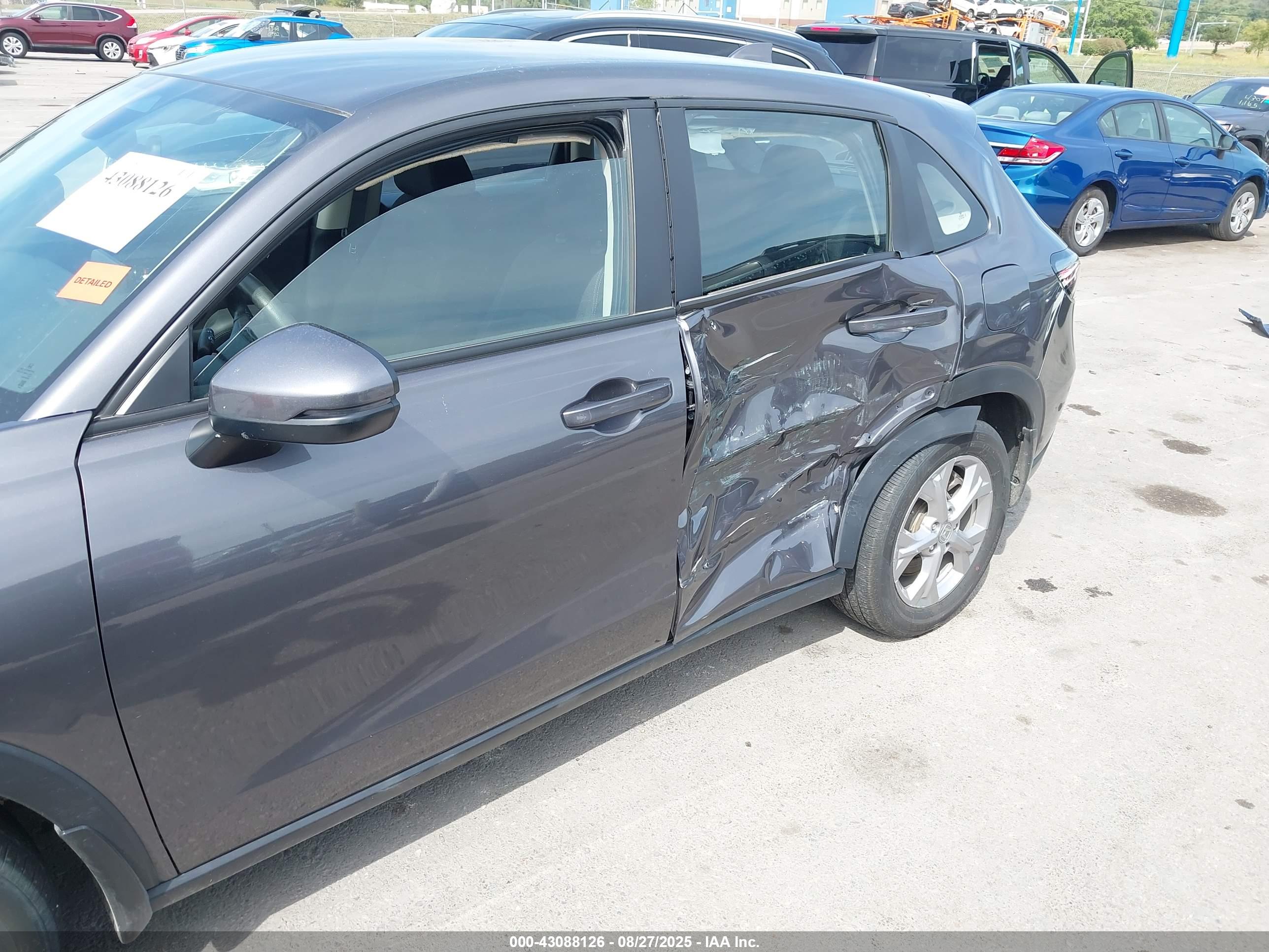 HONDA HR-V image 6