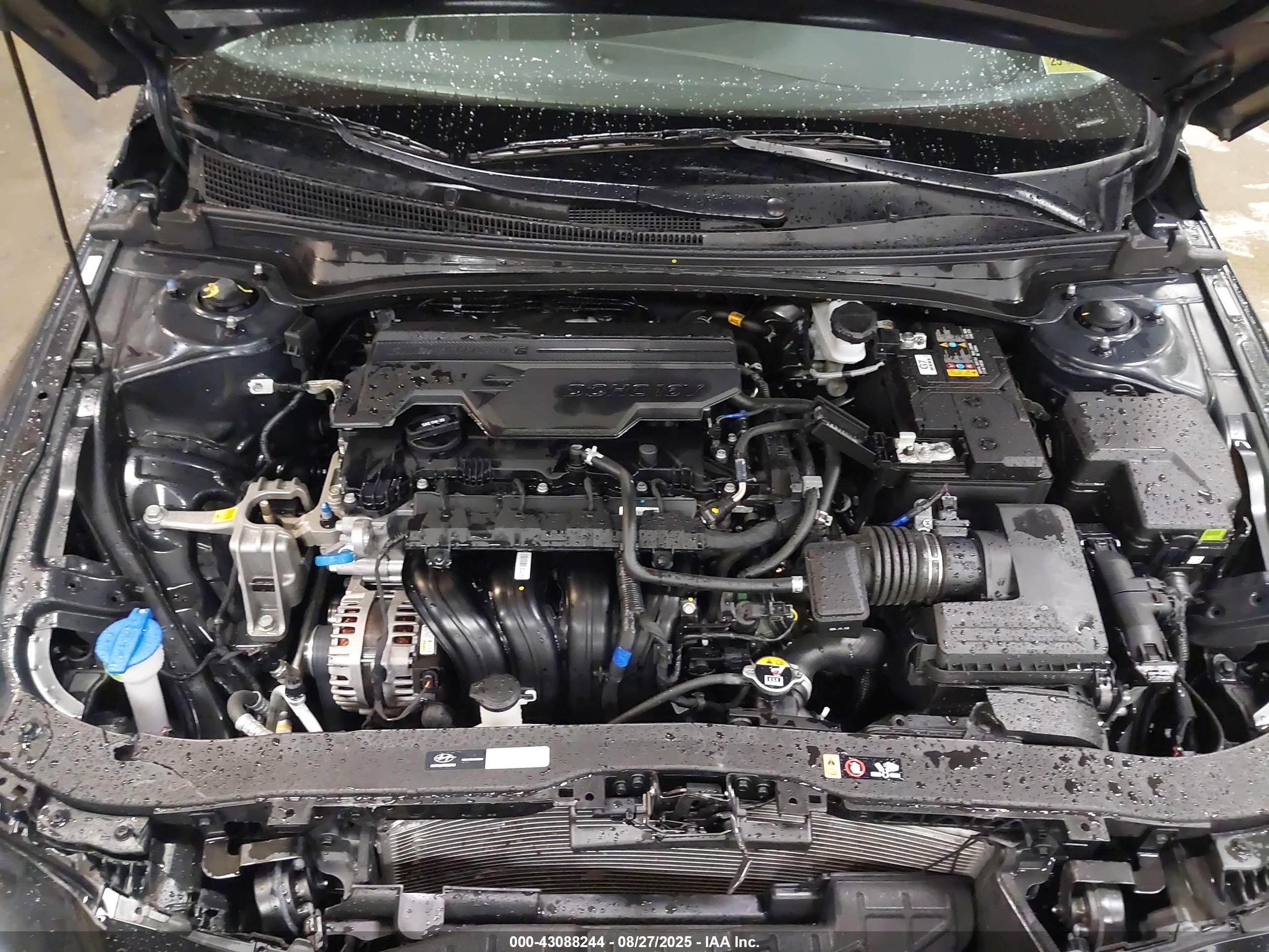 HYUNDAI ELANTRA image 10