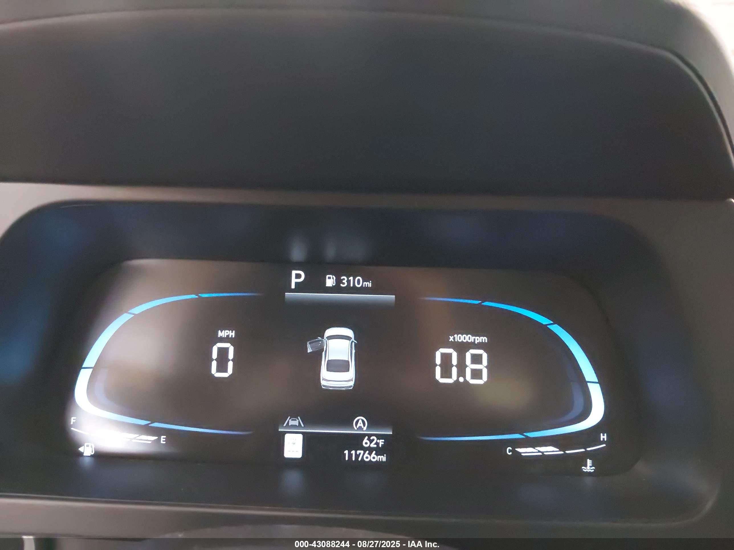 HYUNDAI ELANTRA image 7