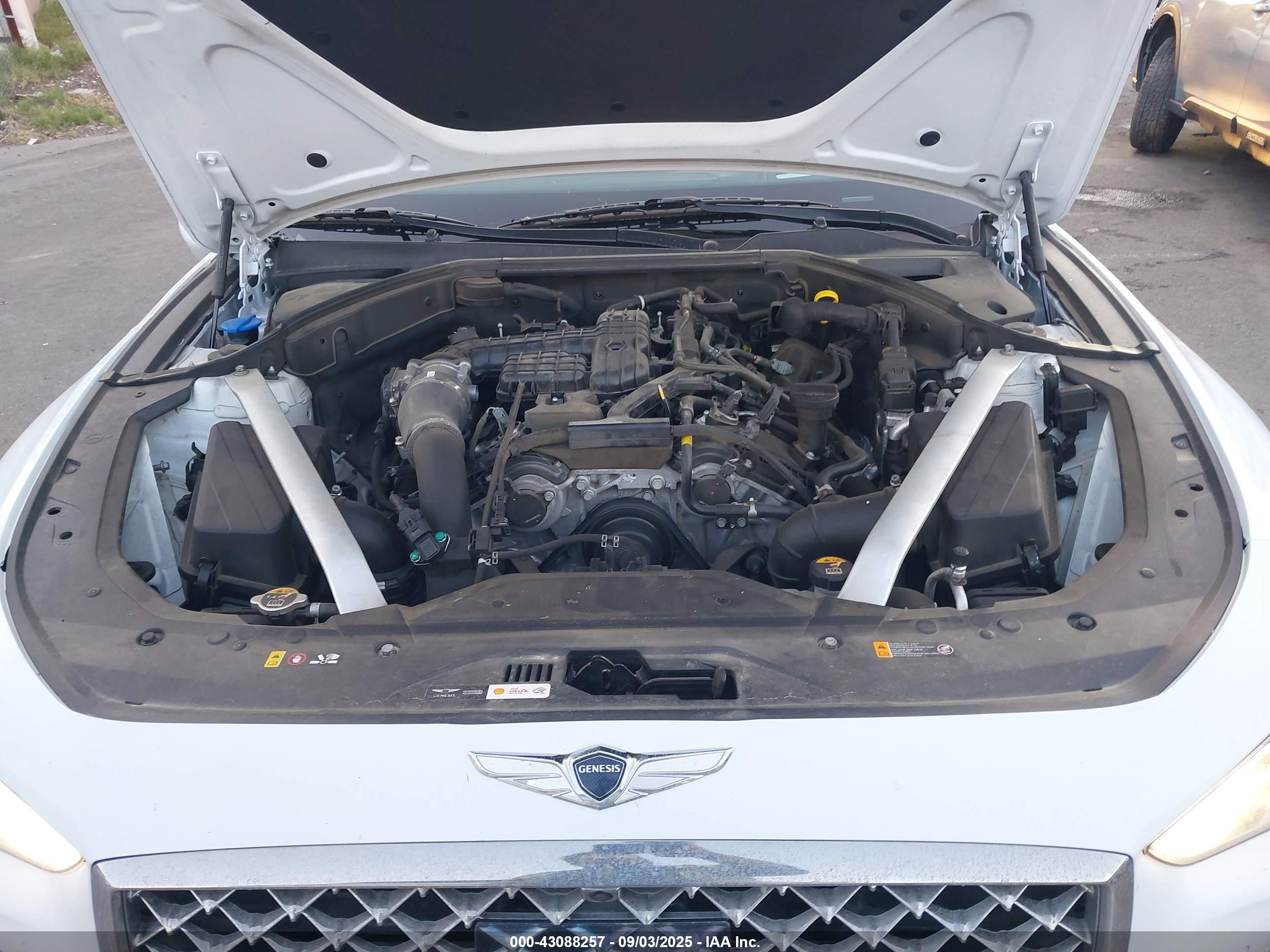 GENESIS G70 image 10