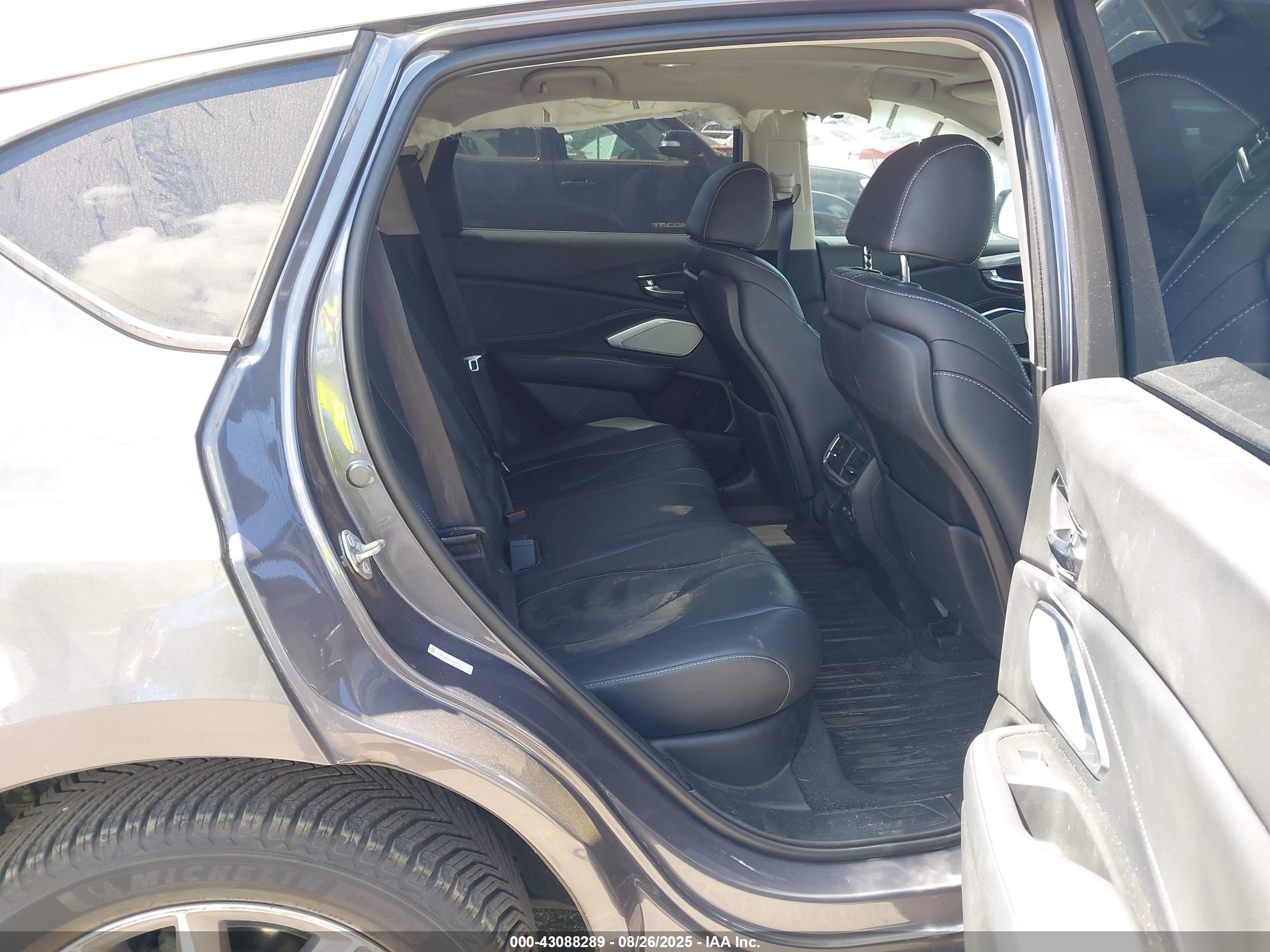 ACURA RDX image 8